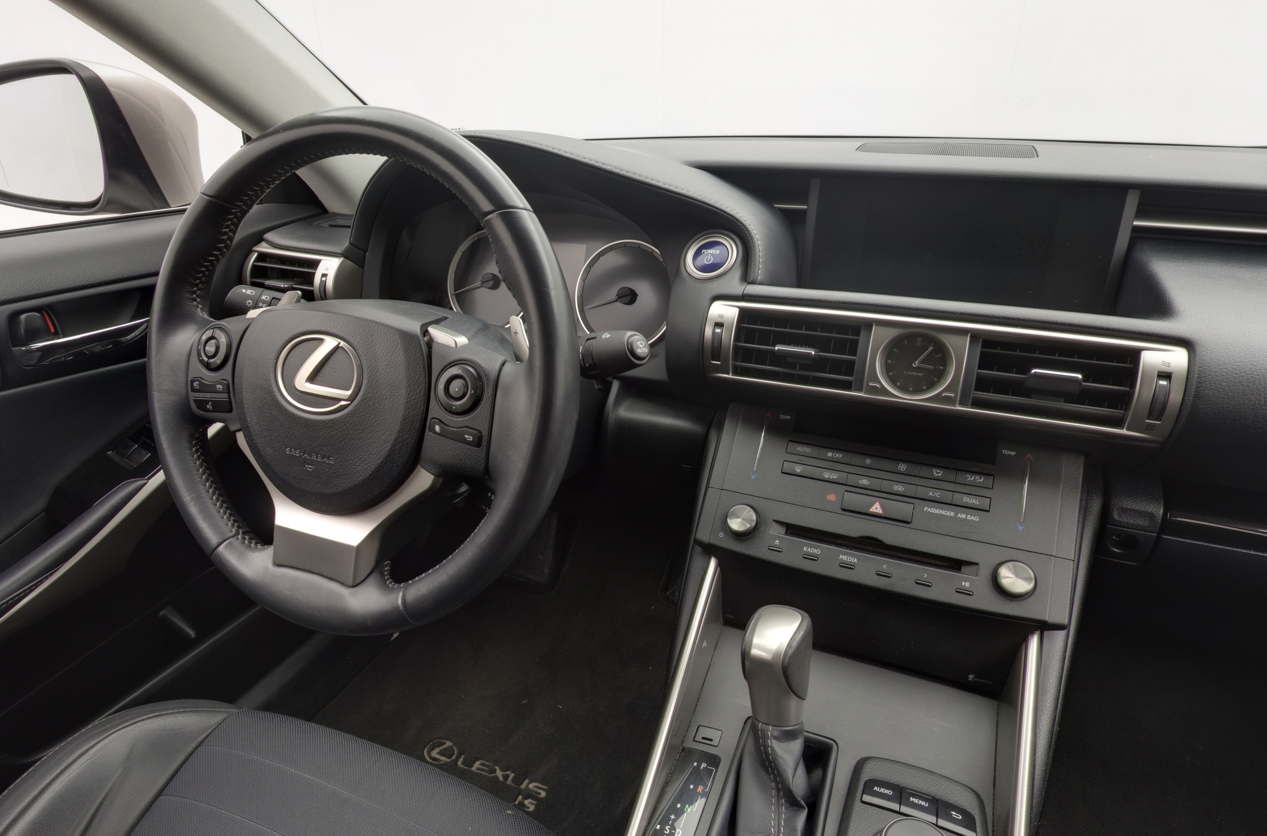 LEXUS IS 2015