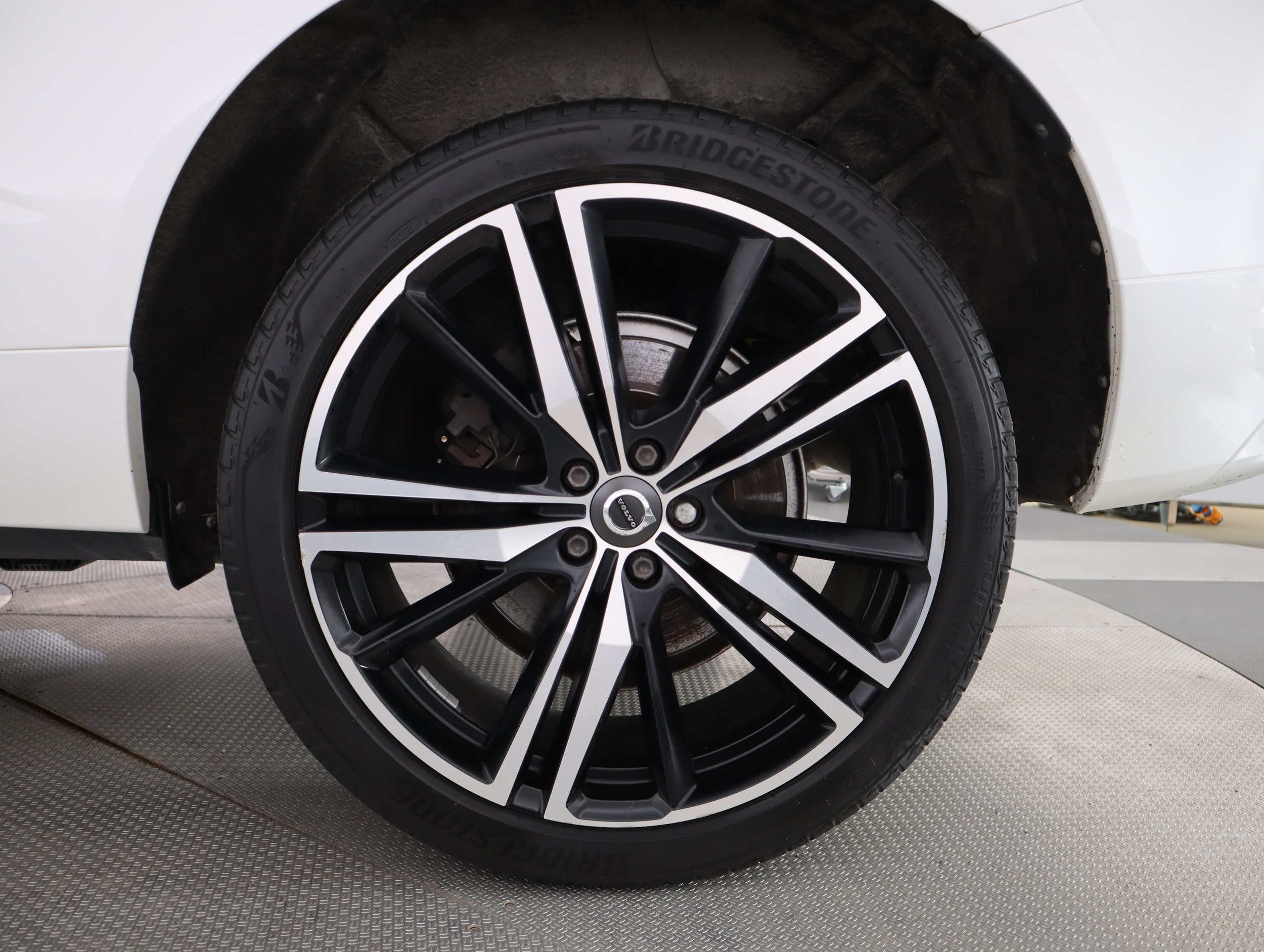 VOLVO XC60 2018