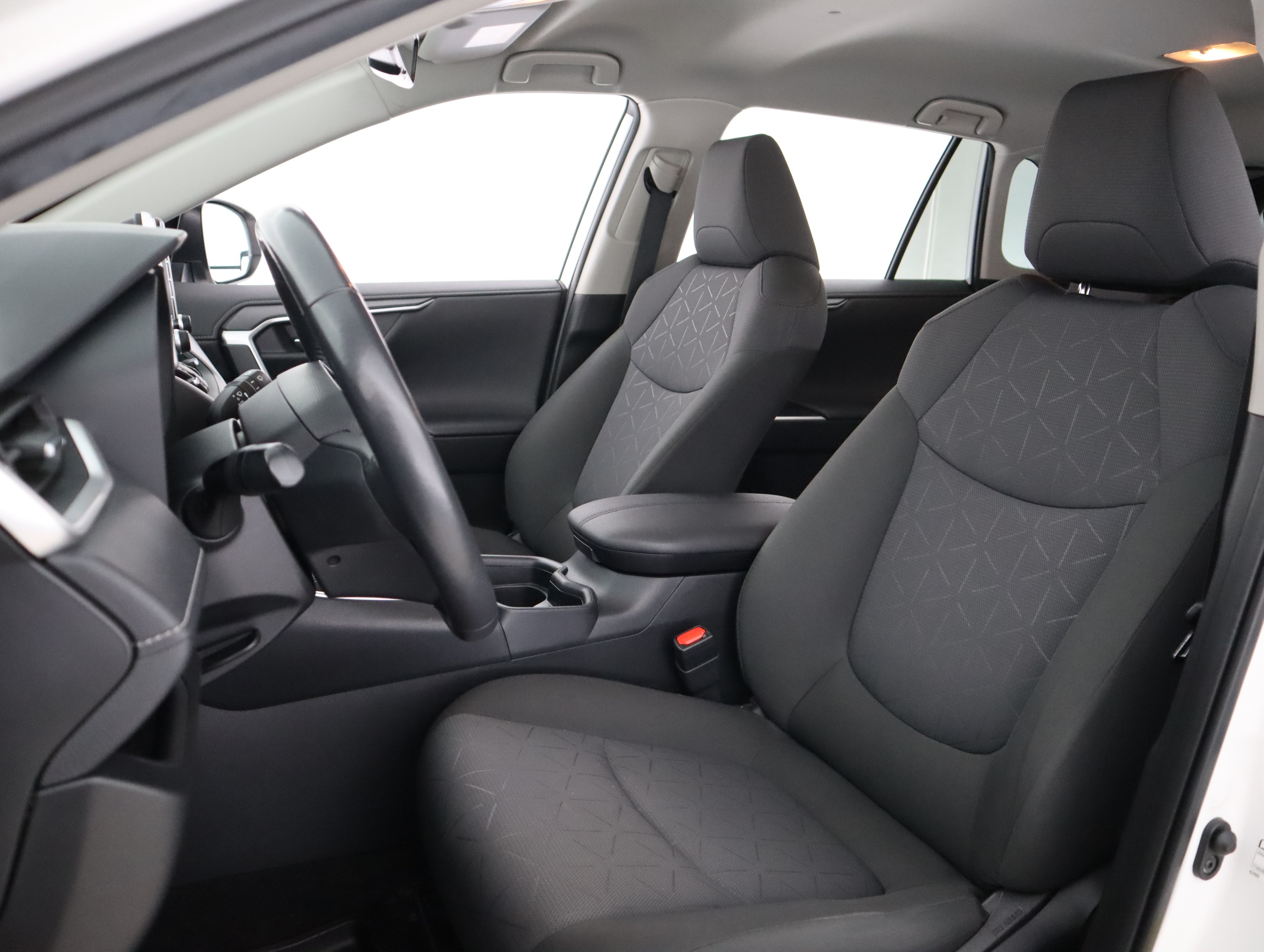 TOYOTA RAV4 2021