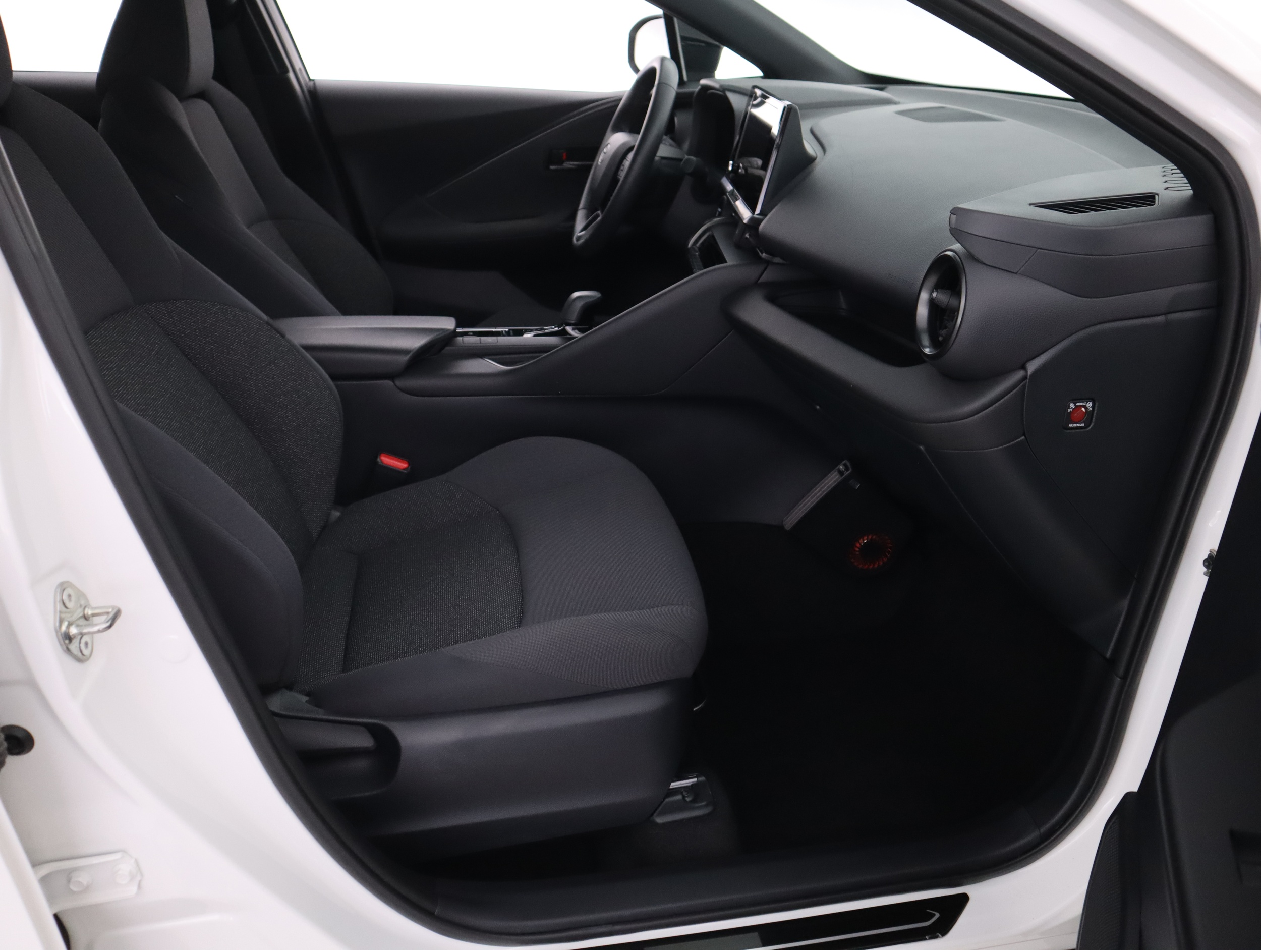 TOYOTA C-HR 2024