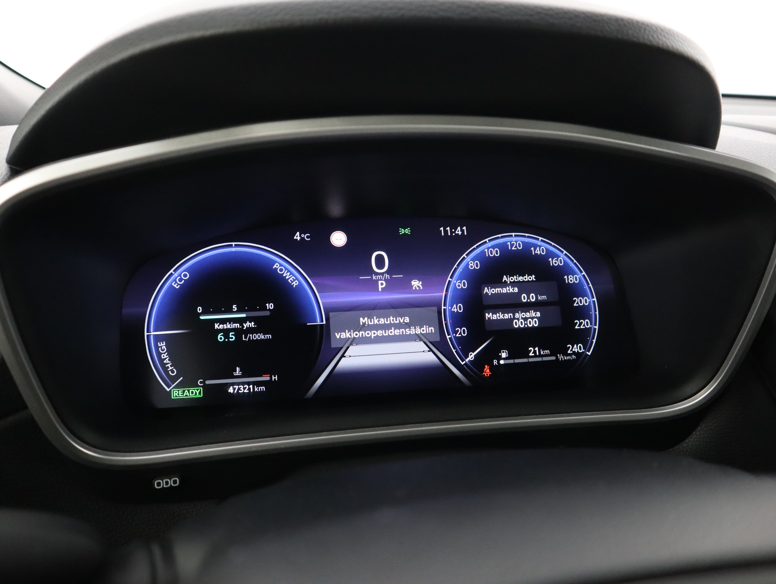 TOYOTA Corolla Cross 2024