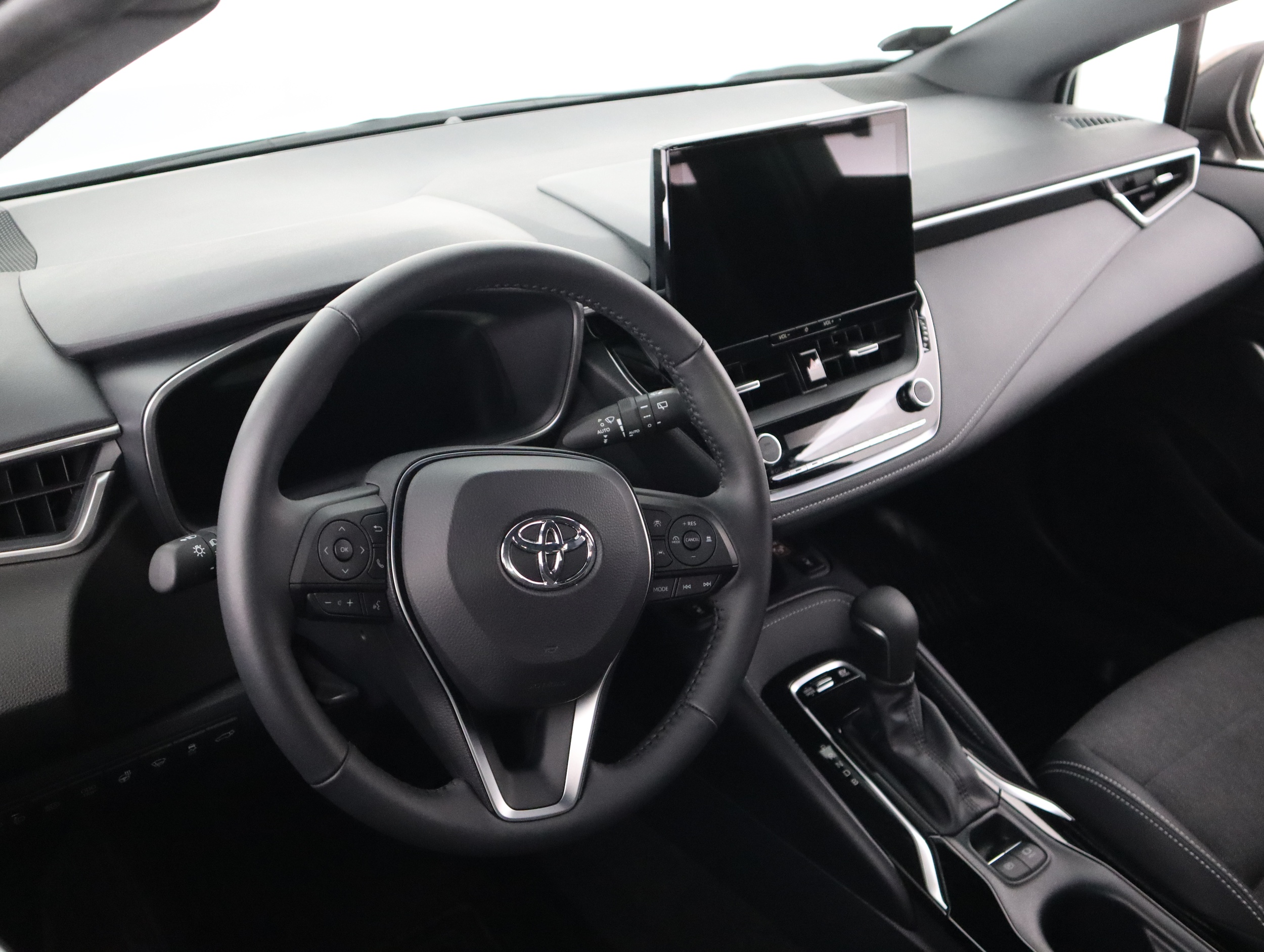 TOYOTA Corolla 2025