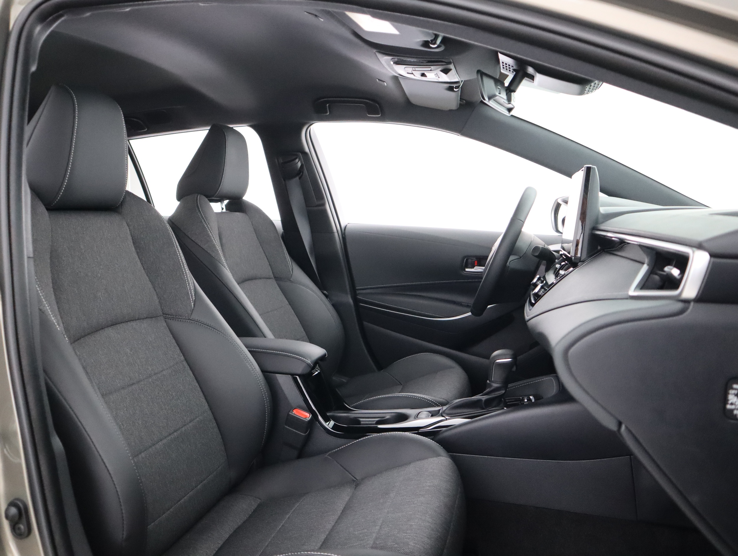 TOYOTA Corolla 2025