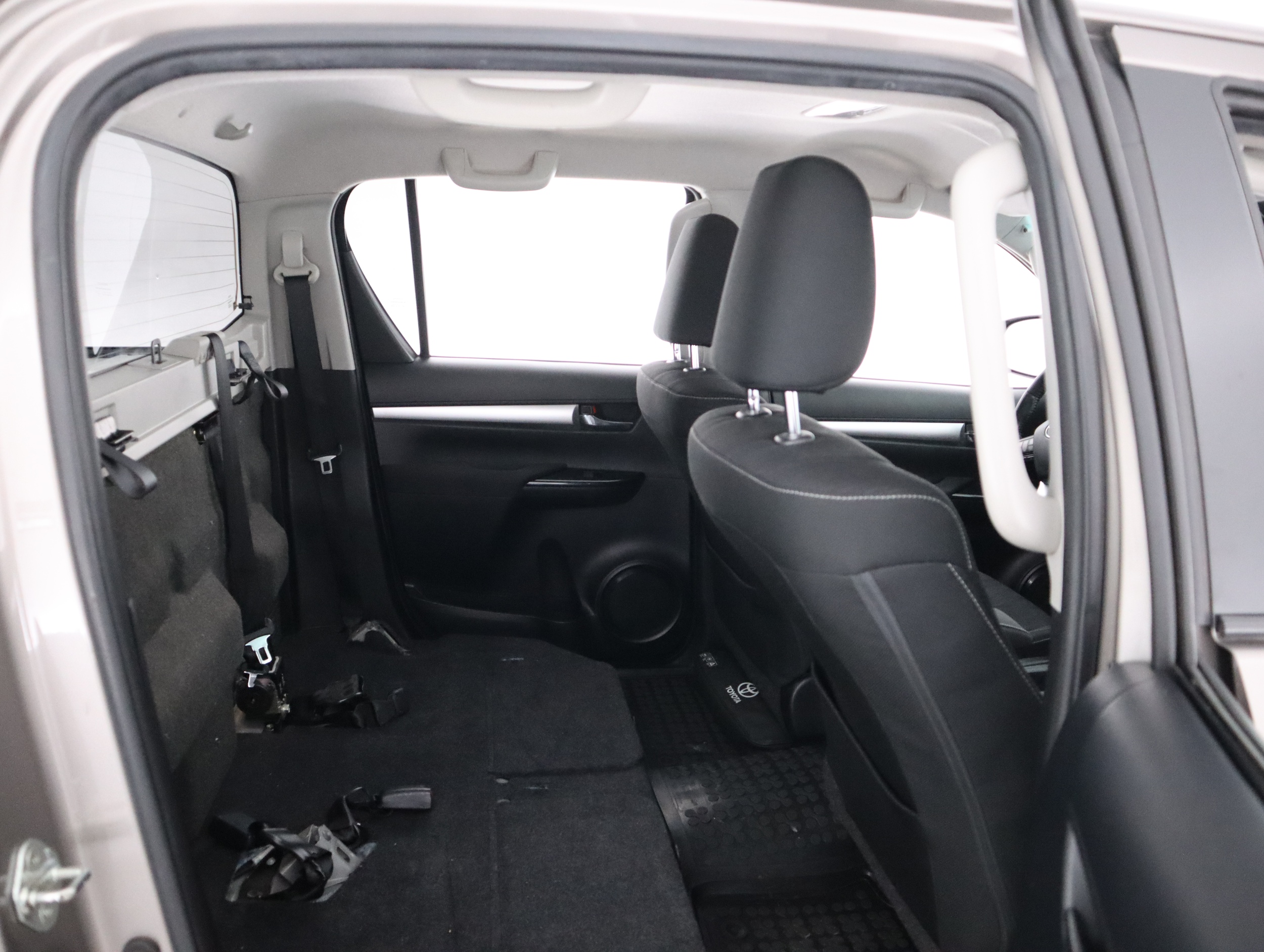 TOYOTA Hilux 2020