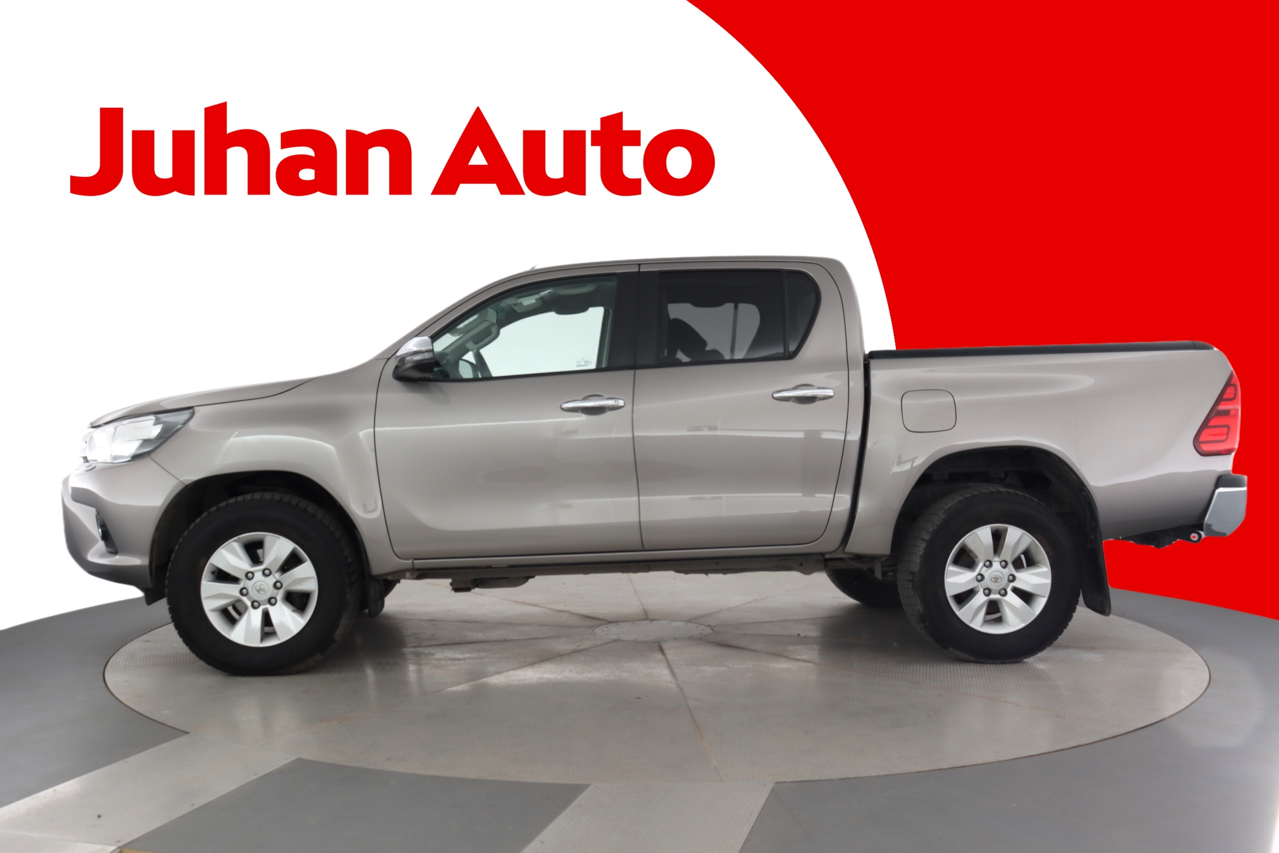 TOYOTA Hilux 2020