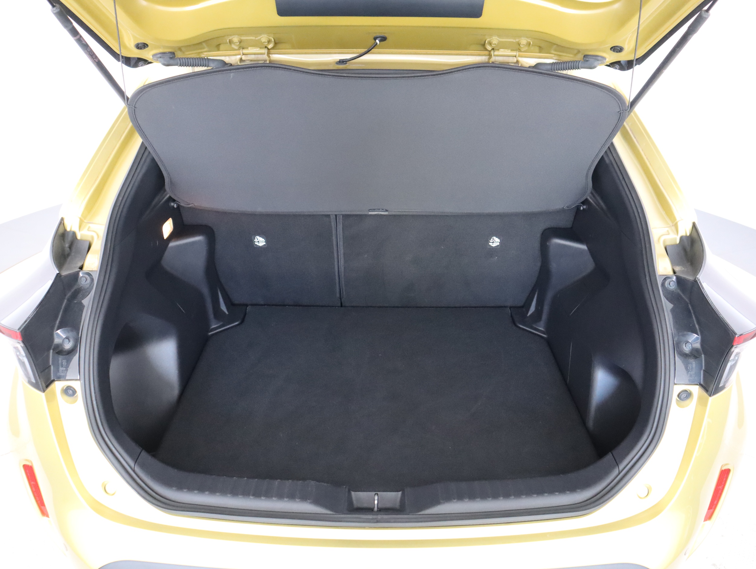 TOYOTA Yaris Cross 2021