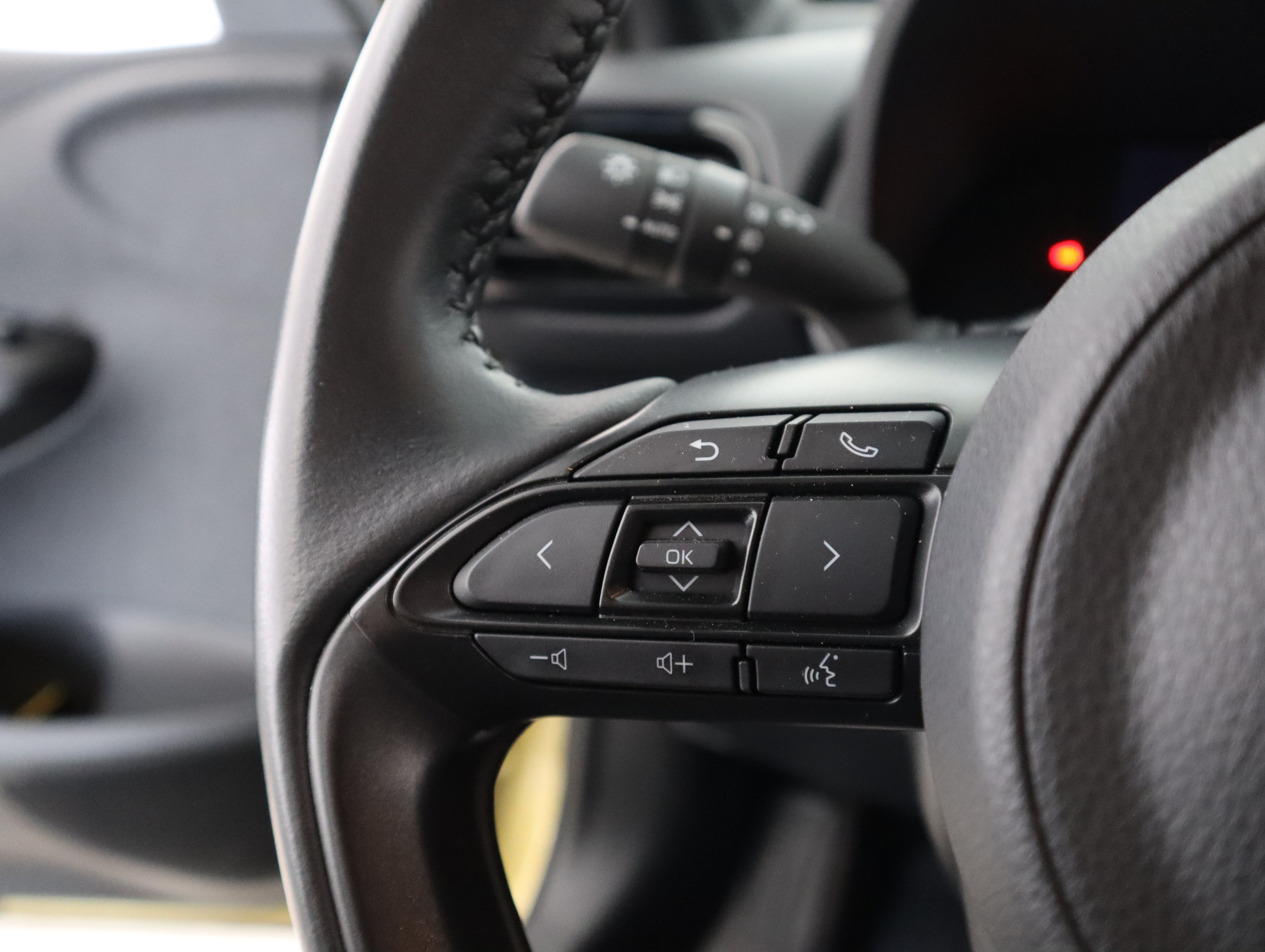 TOYOTA Yaris Cross 2021