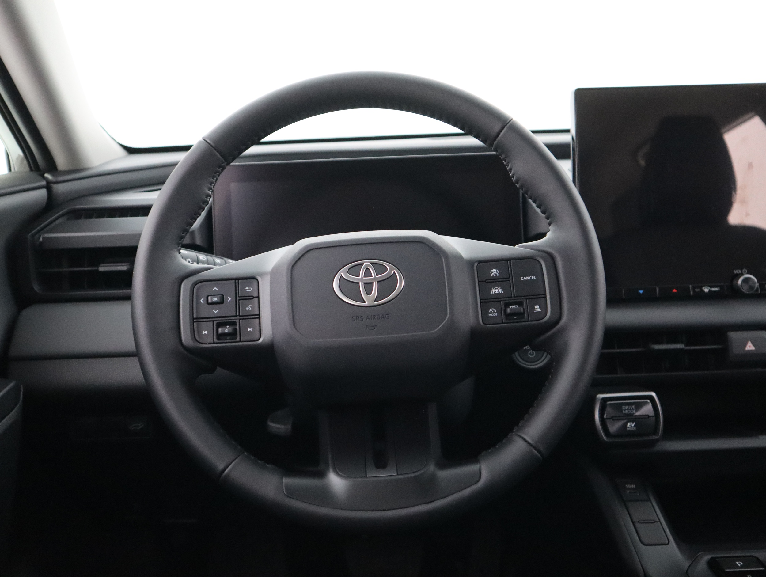 TOYOTA RAV4 2026