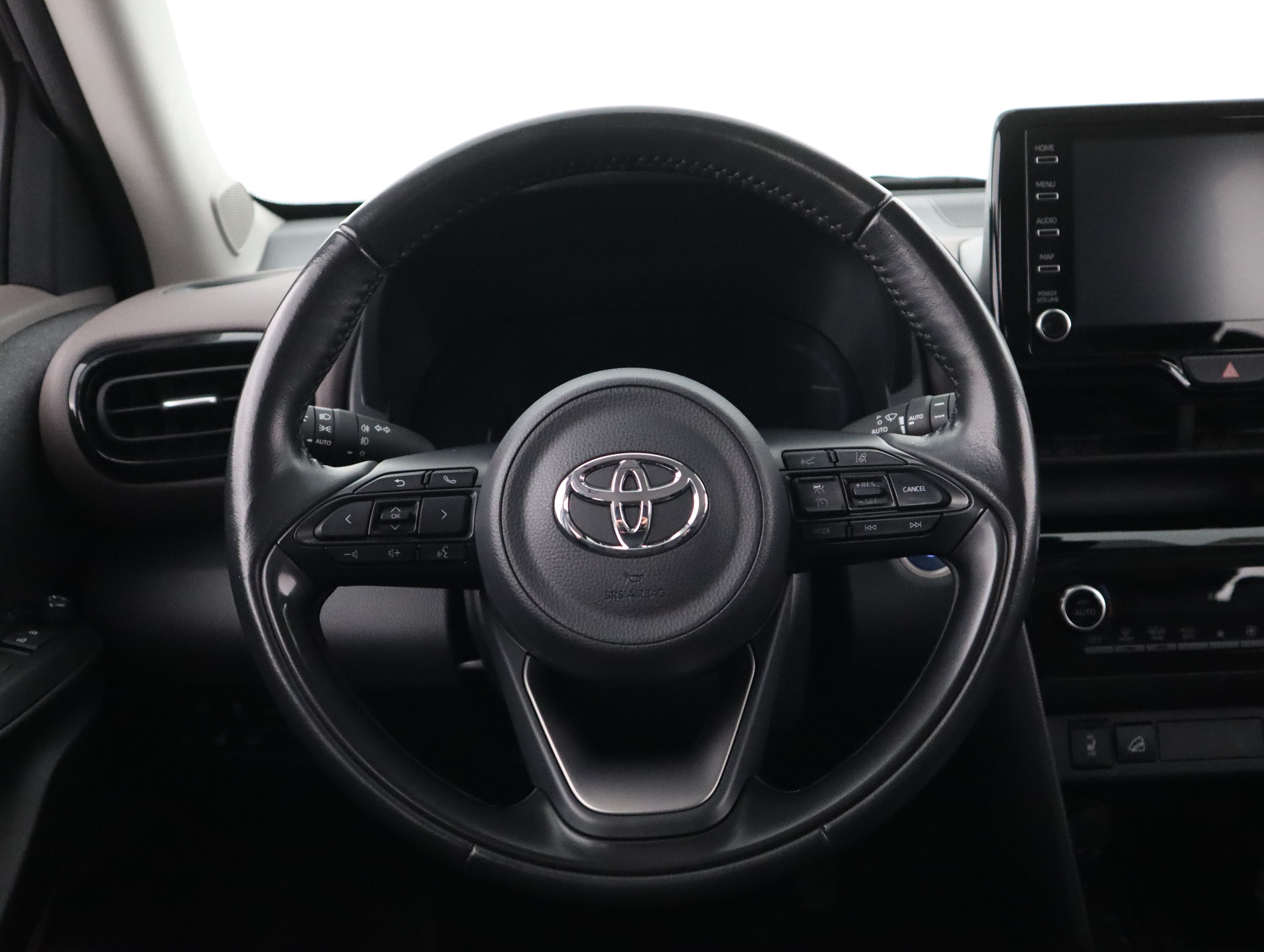 TOYOTA Yaris Cross 2022