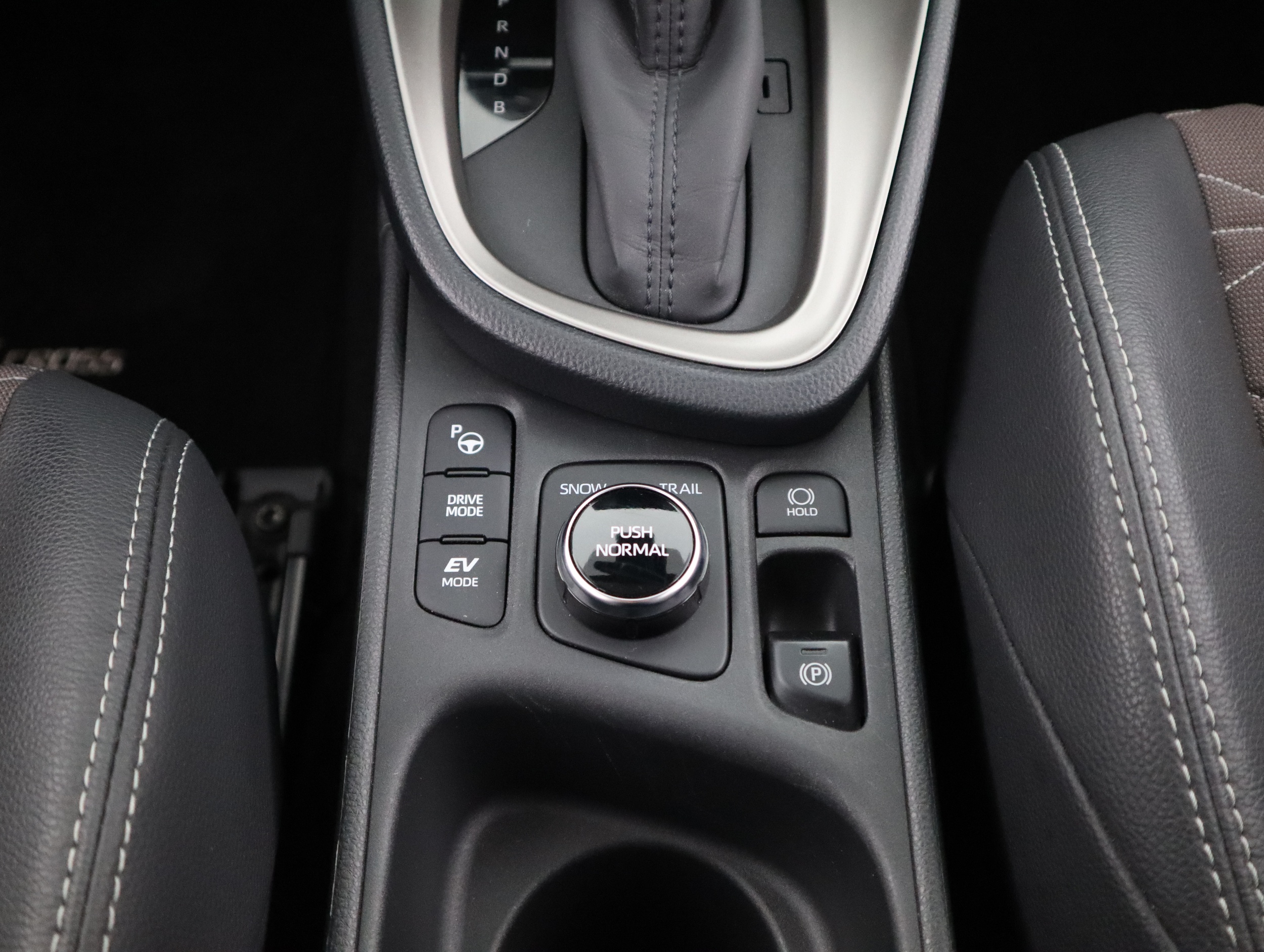 TOYOTA Yaris Cross 2022