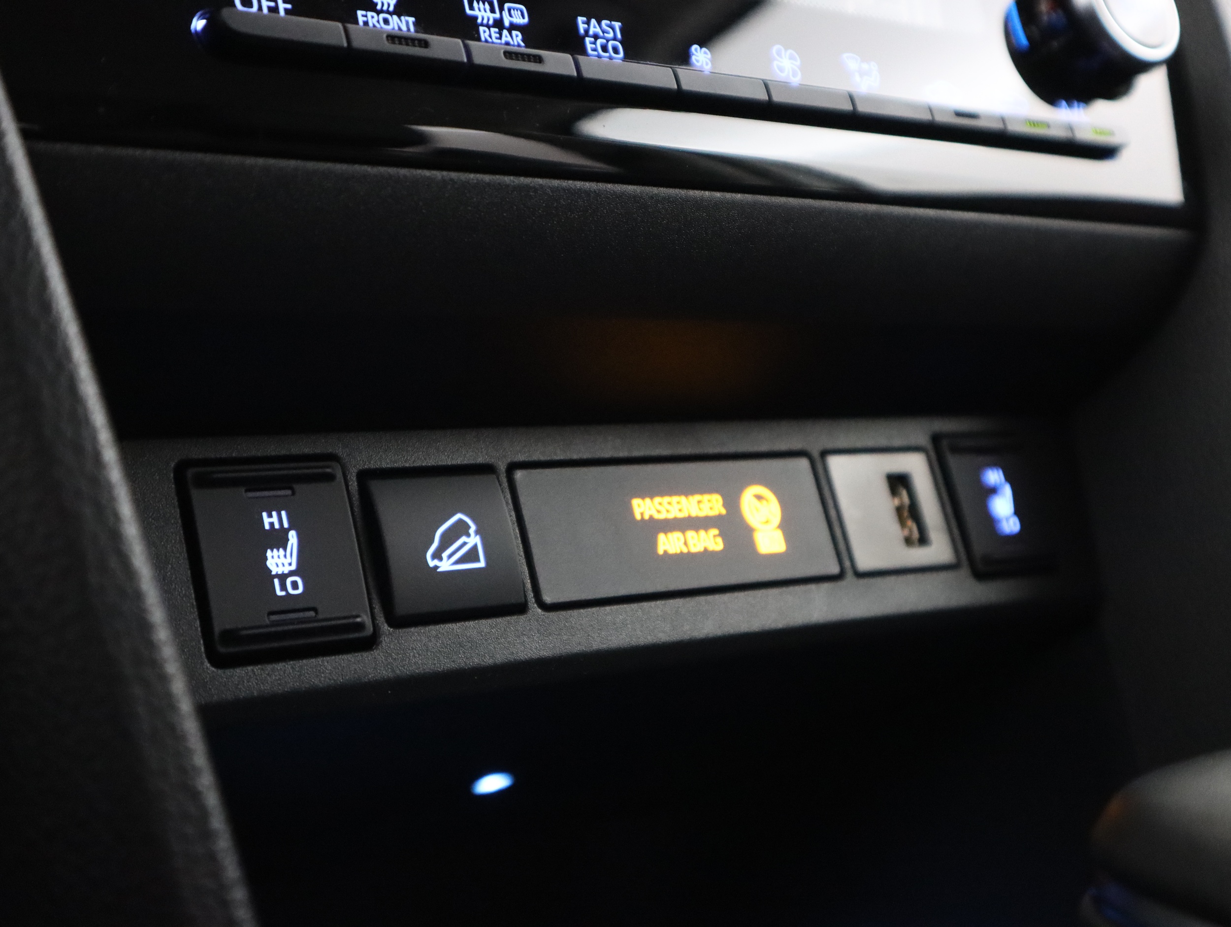 TOYOTA Yaris Cross 2022