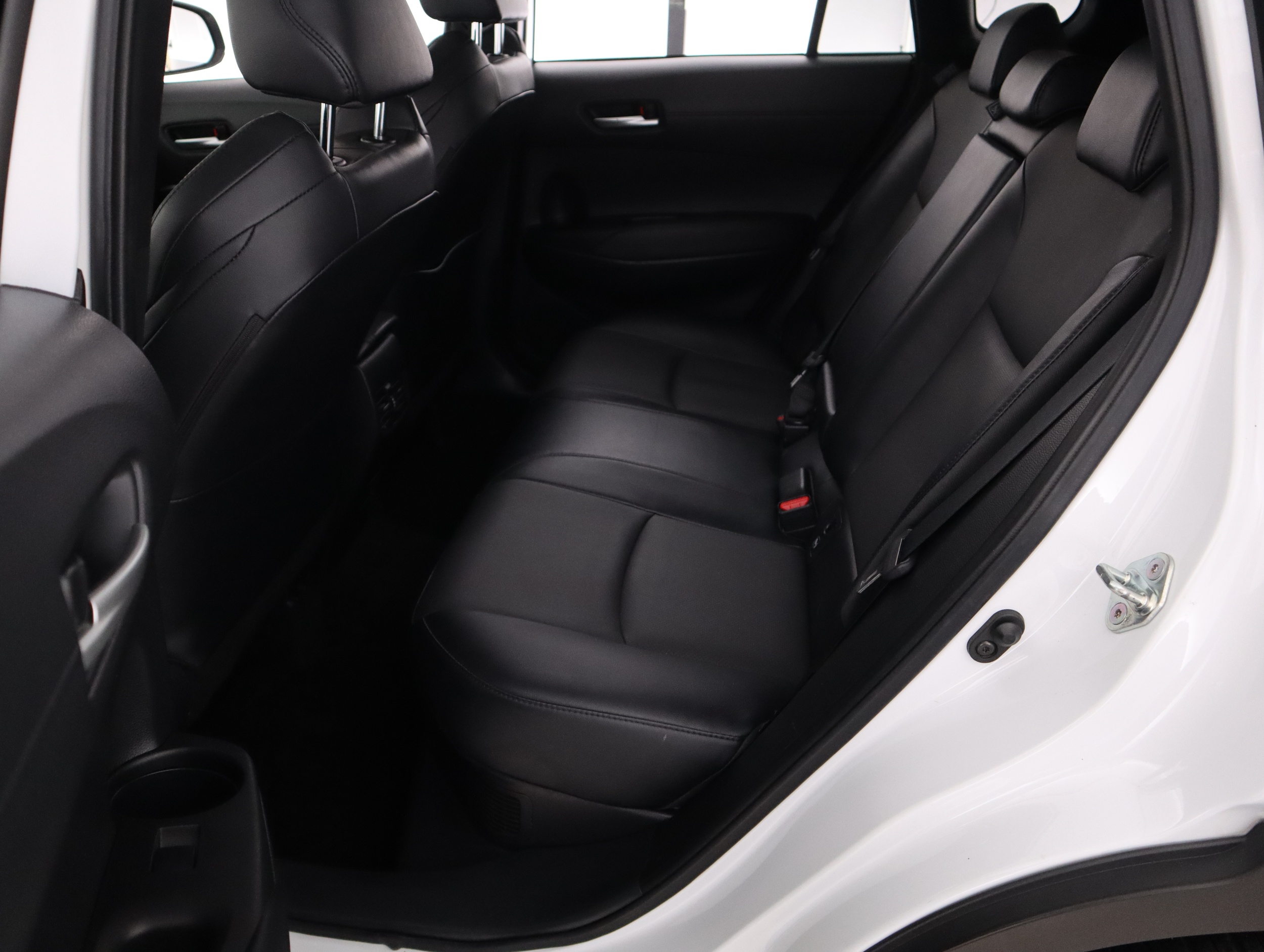 TOYOTA Corolla Cross 16