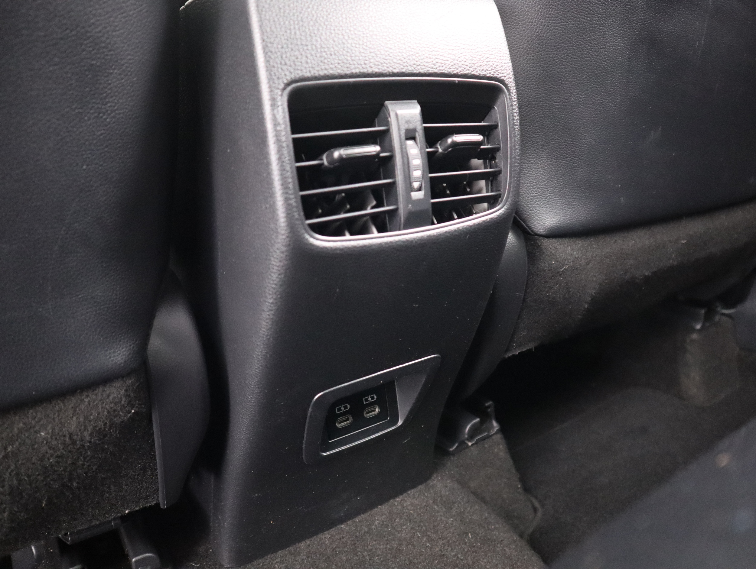 TOYOTA Corolla Cross 17