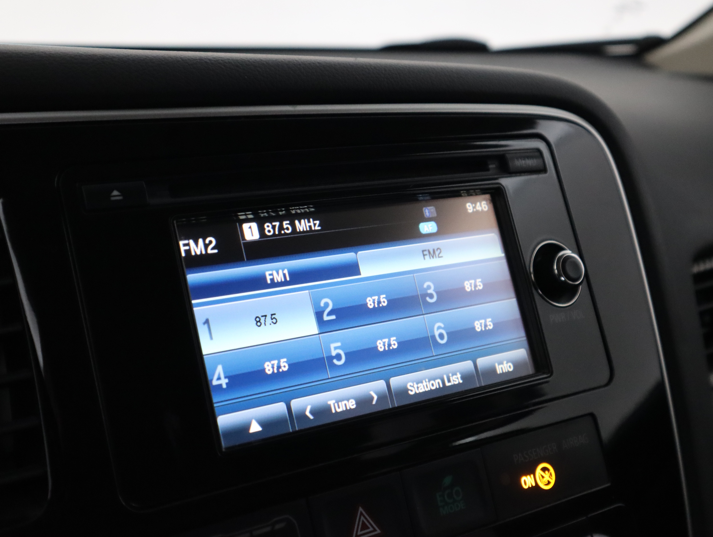MITSUBISHI OUTLANDER 2015