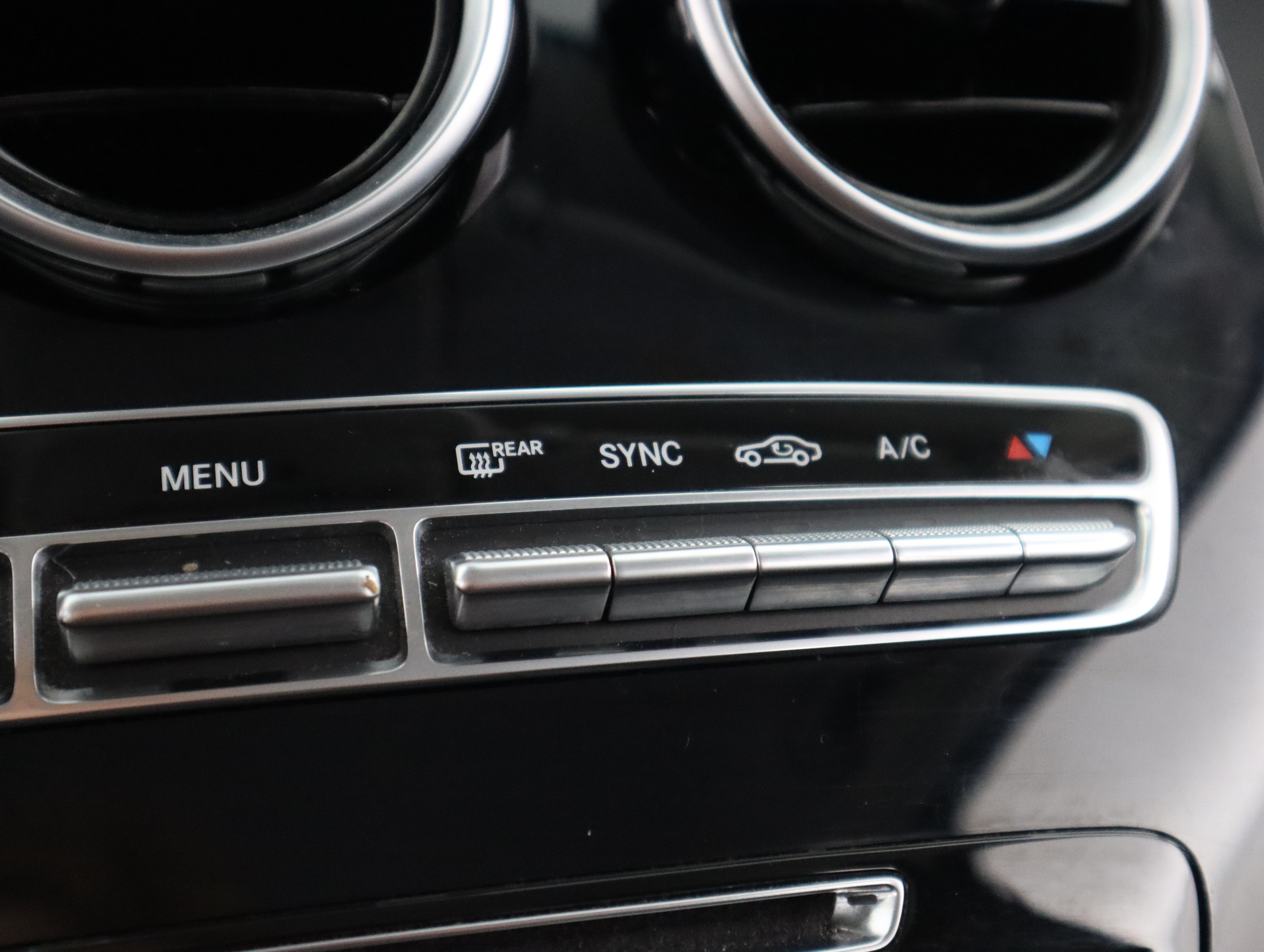 MERCEDES-BENZ GLC 2015