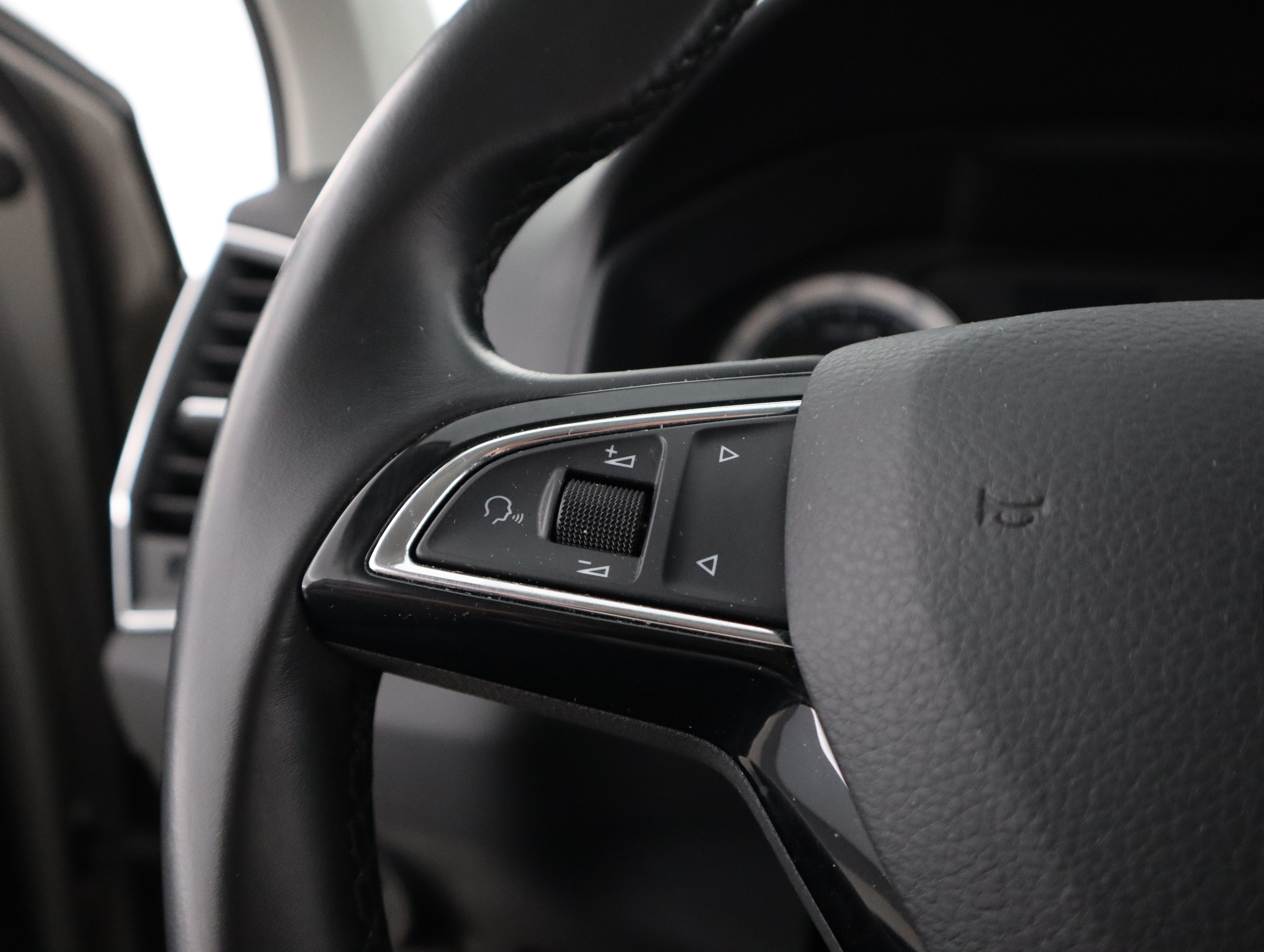 SKODA Karoq 2018
