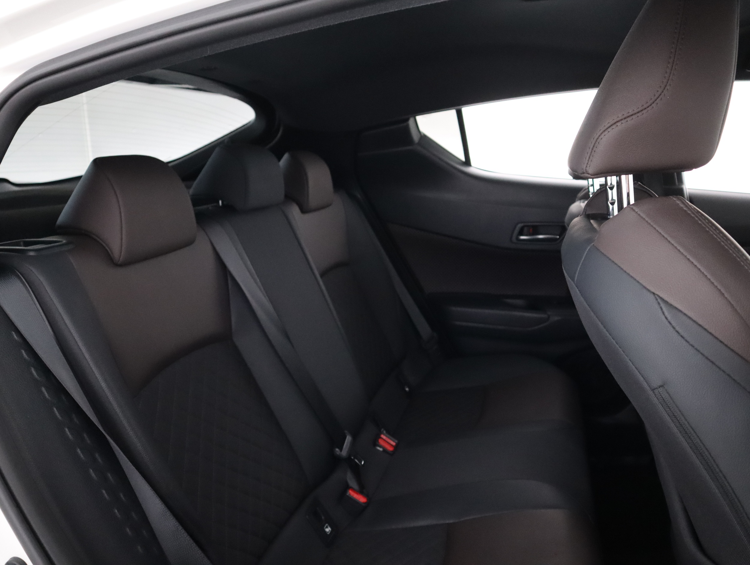 TOYOTA C-HR 2018