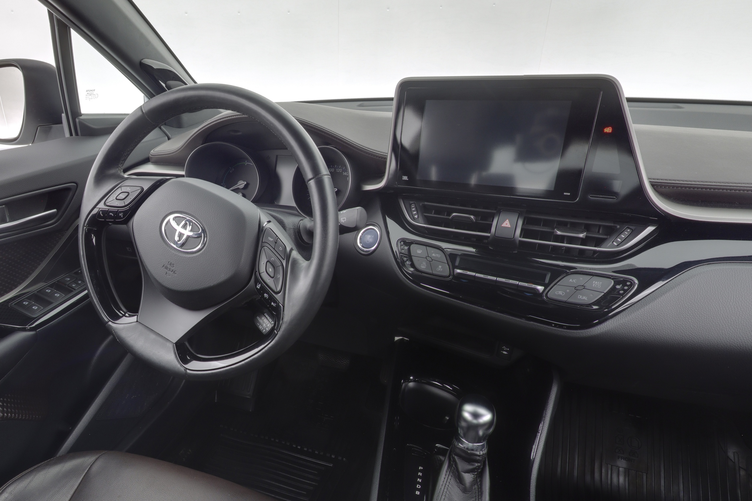 TOYOTA C-HR 2018