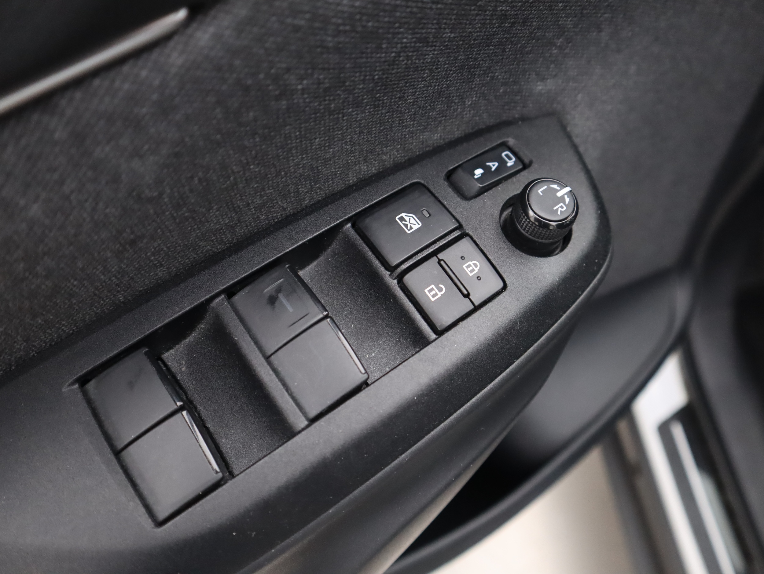 TOYOTA Yaris Cross 2022