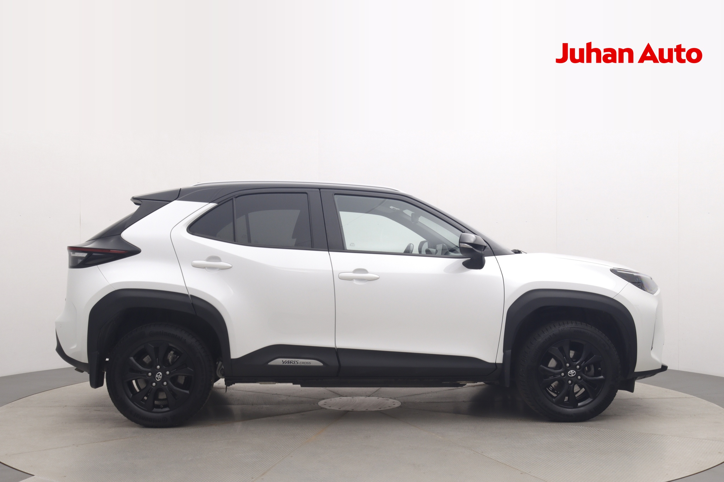 TOYOTA Yaris Cross 2022