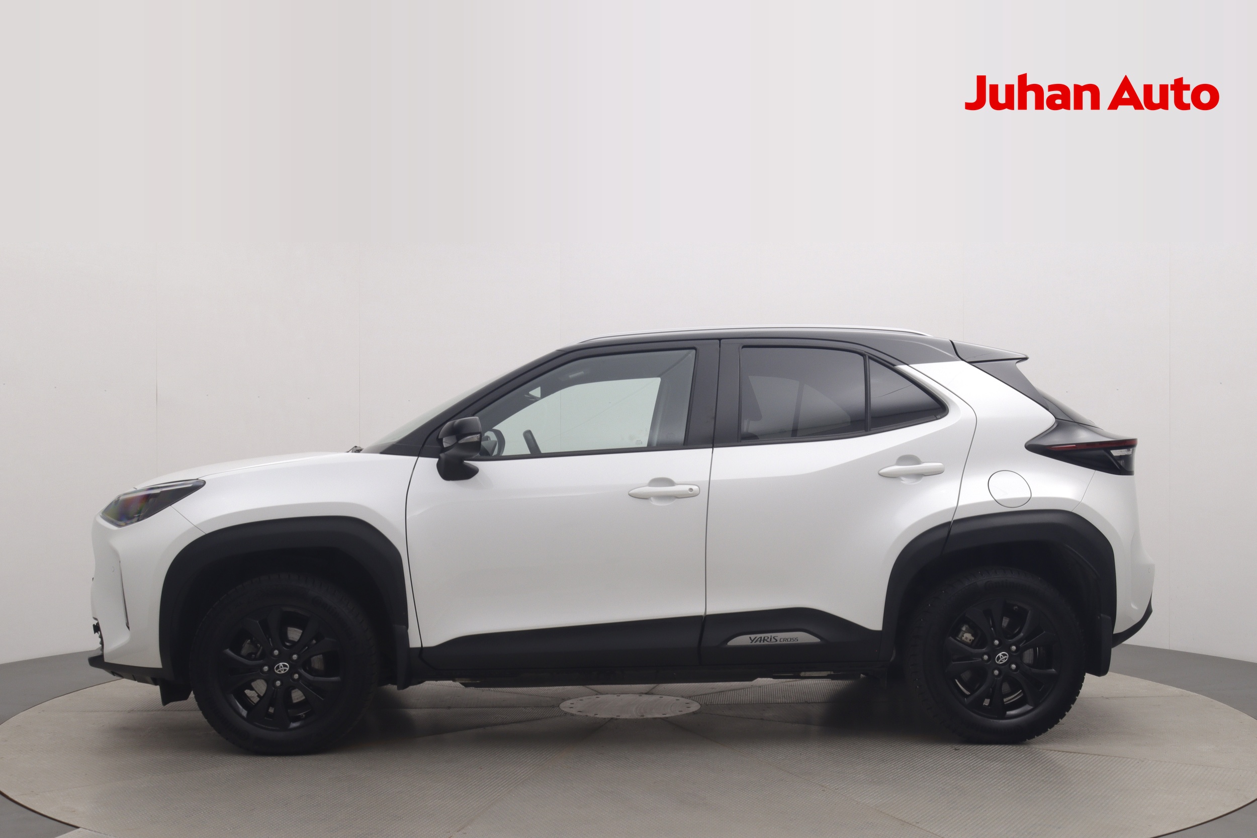 TOYOTA Yaris Cross 2022