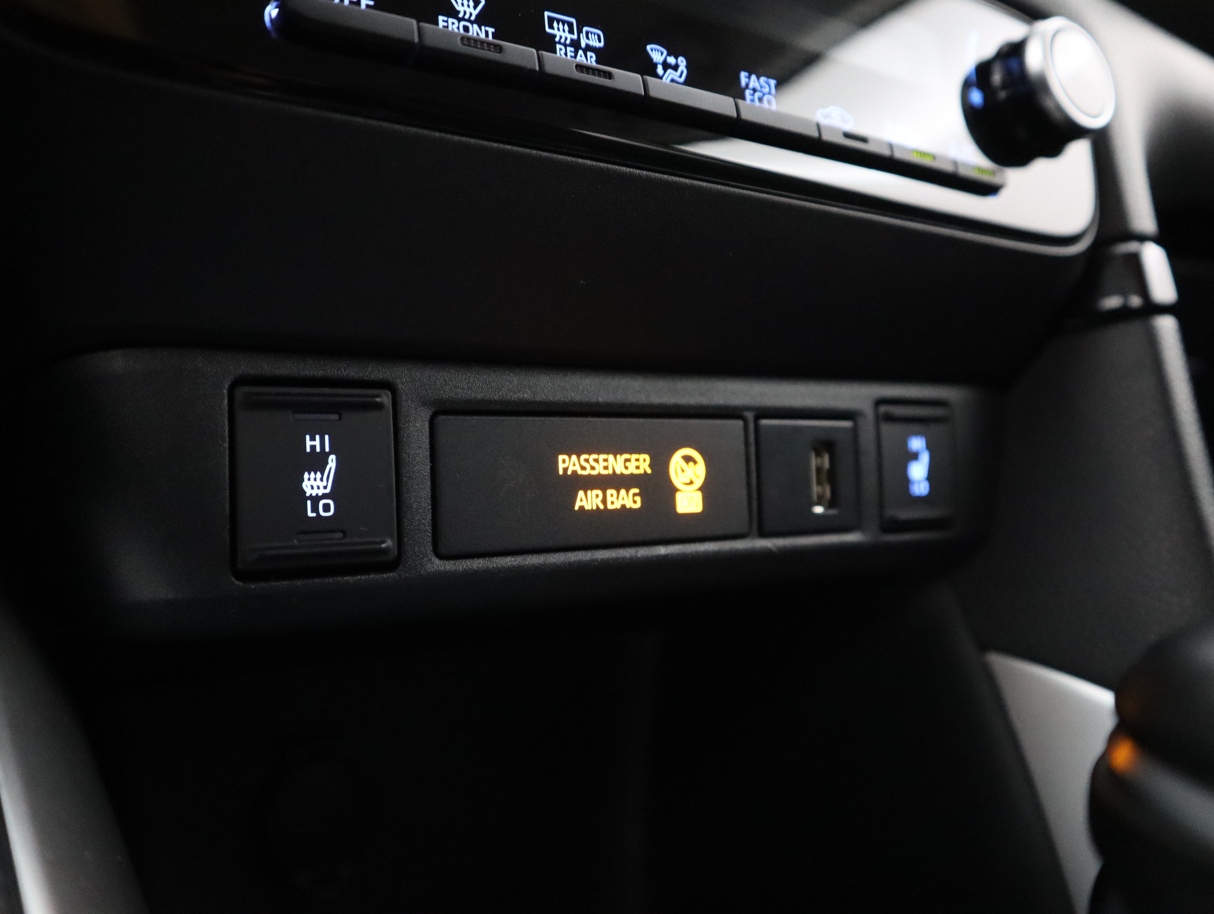 TOYOTA Yaris 2023