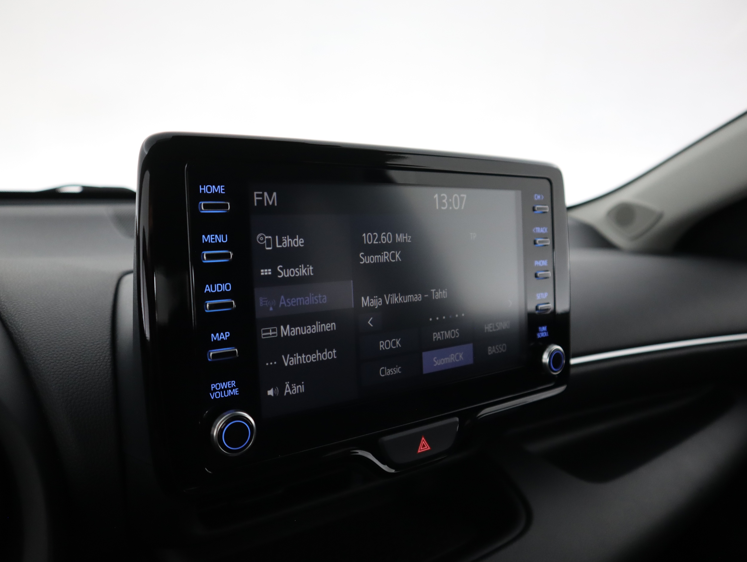 TOYOTA Yaris 2023