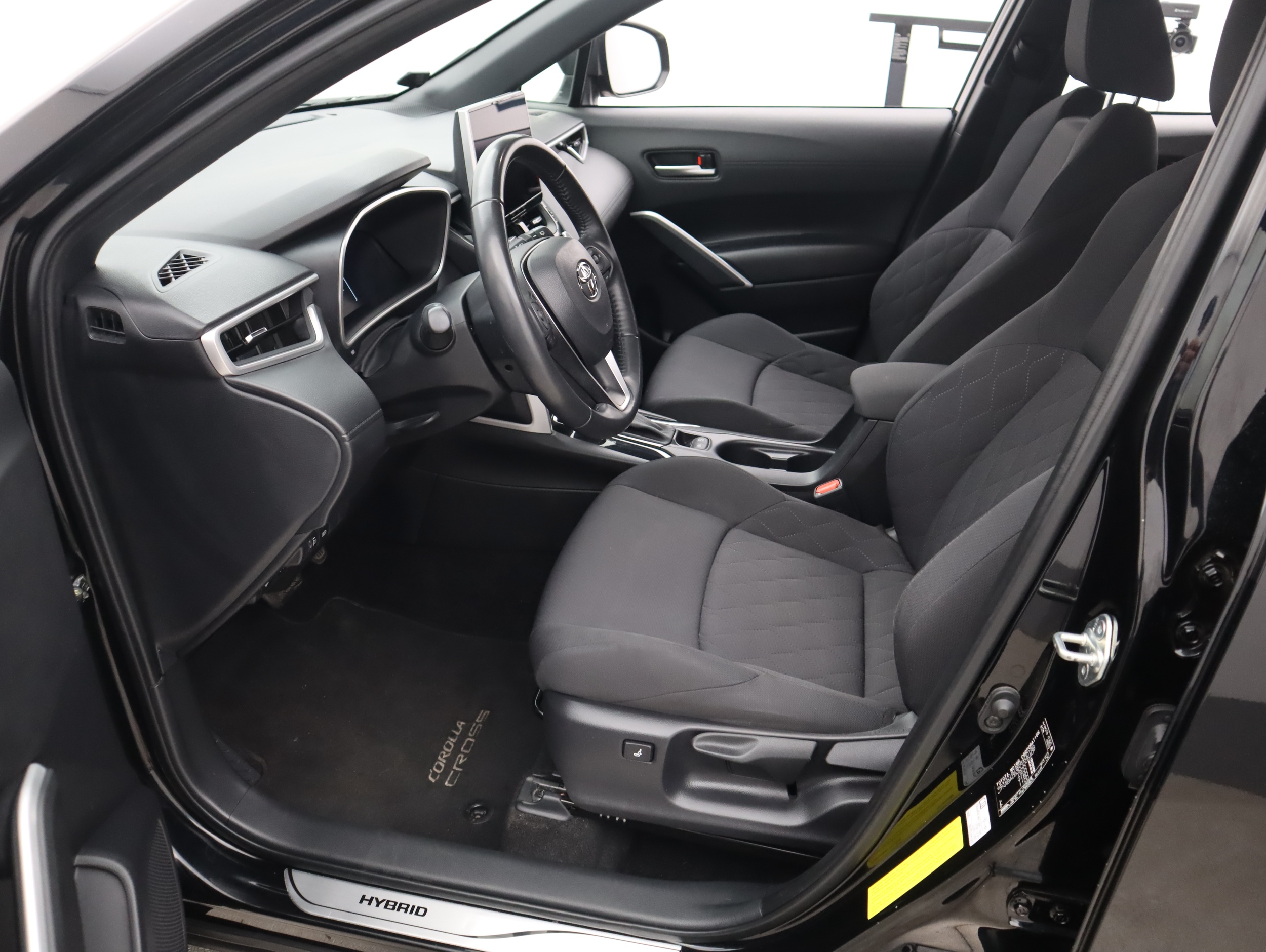 TOYOTA Corolla Cross 2023