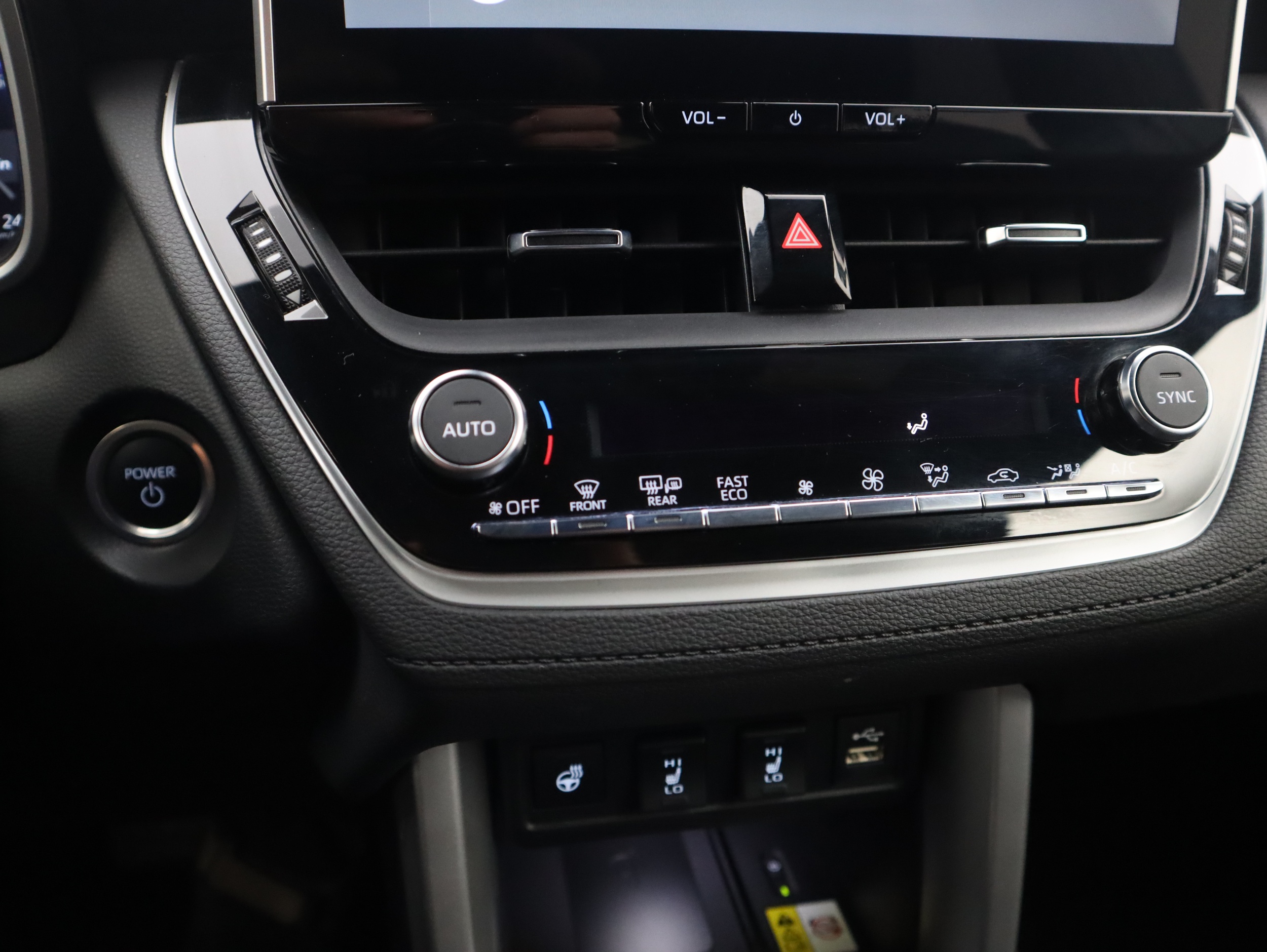 TOYOTA Corolla Cross 2023