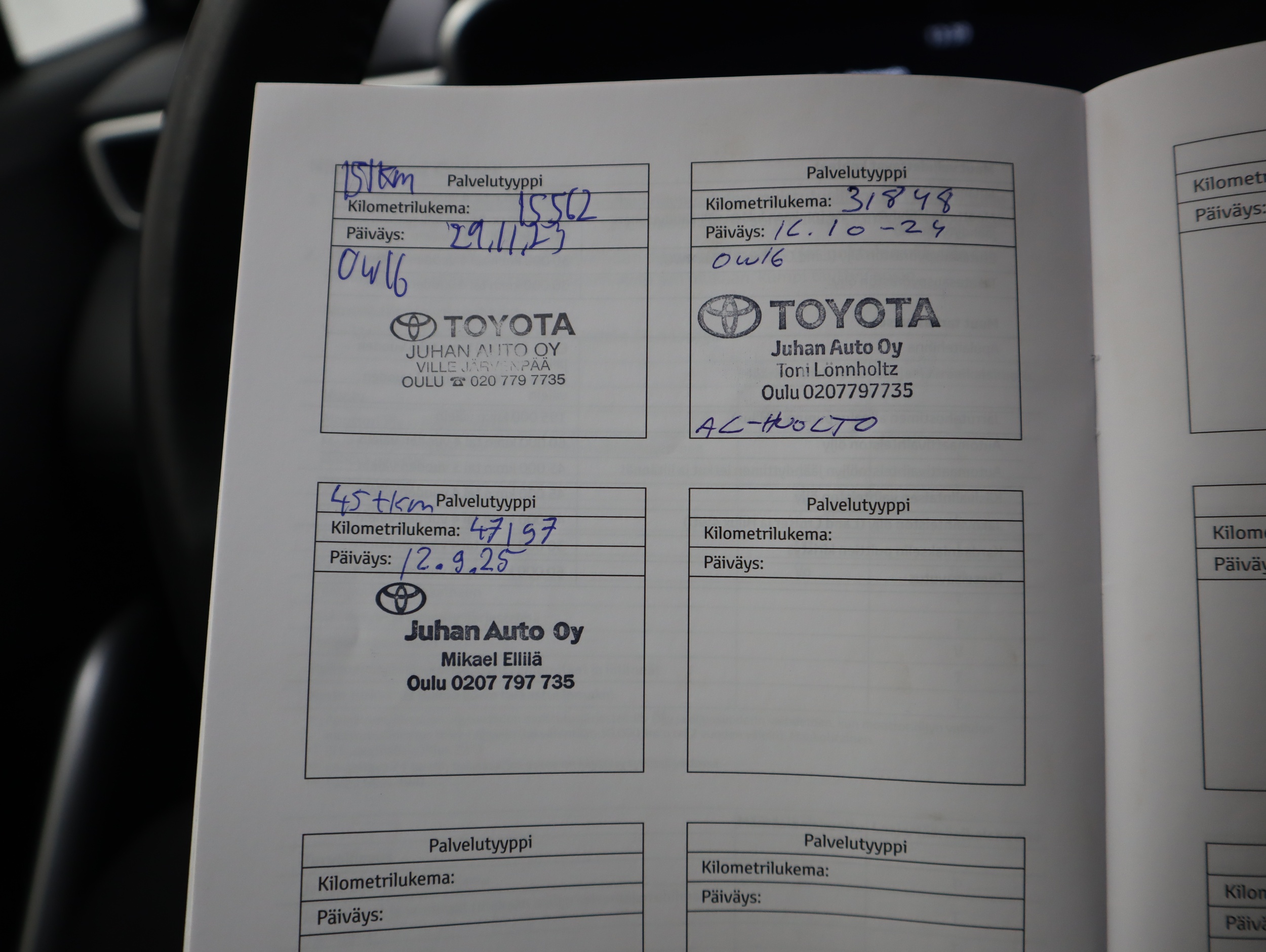 TOYOTA Corolla Cross 2023