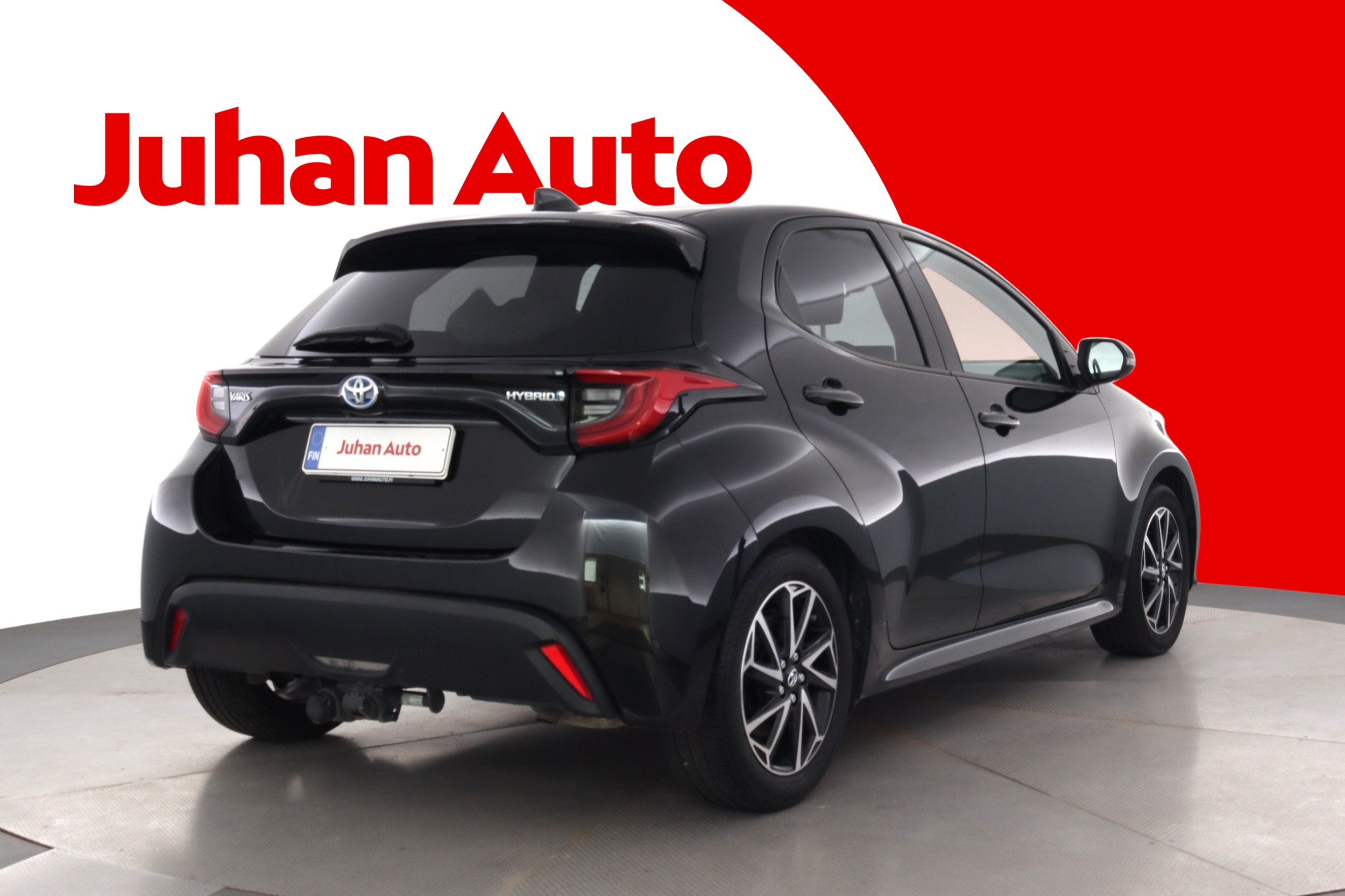 TOYOTA Yaris 2023