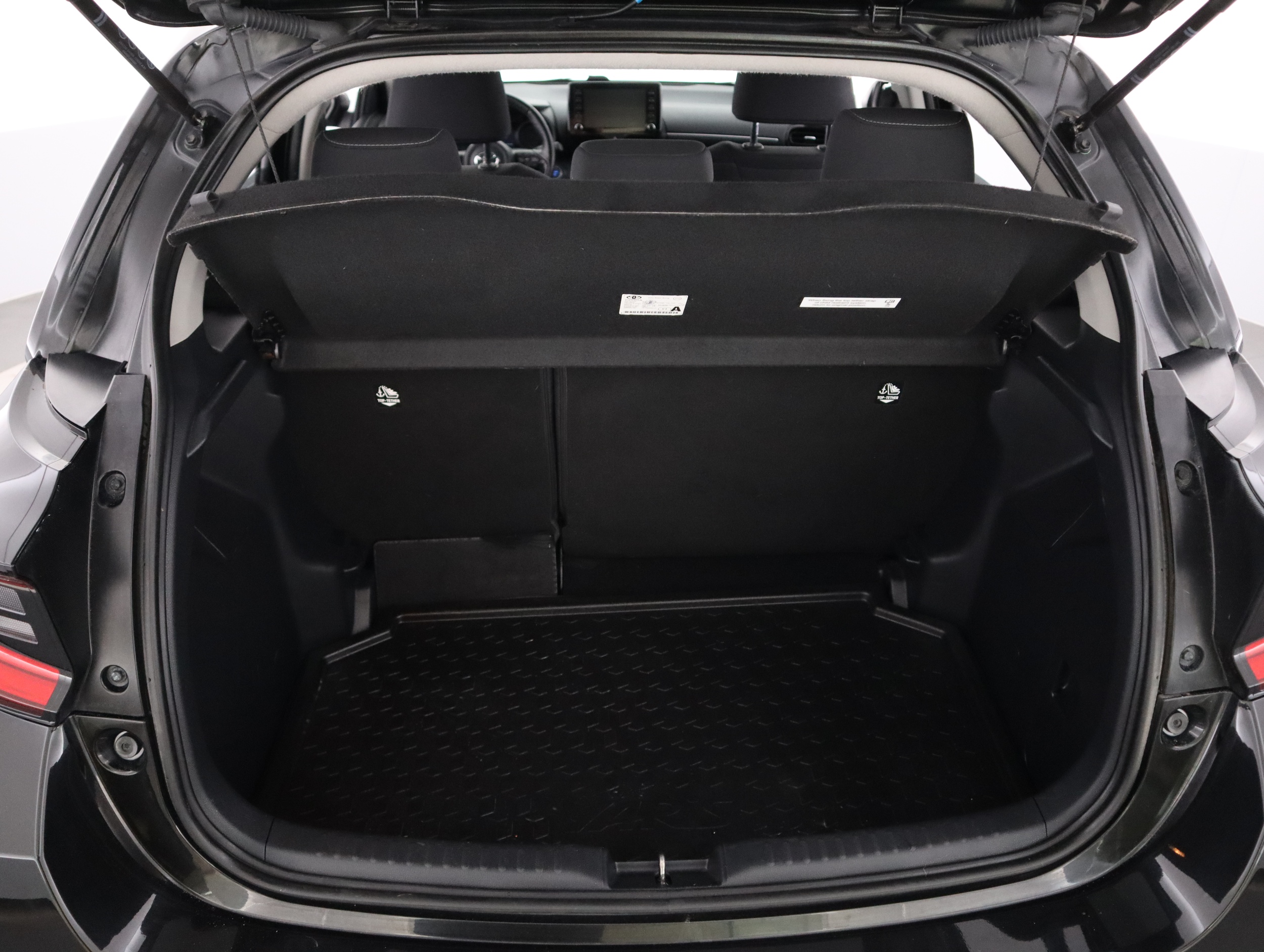 TOYOTA Yaris 2023