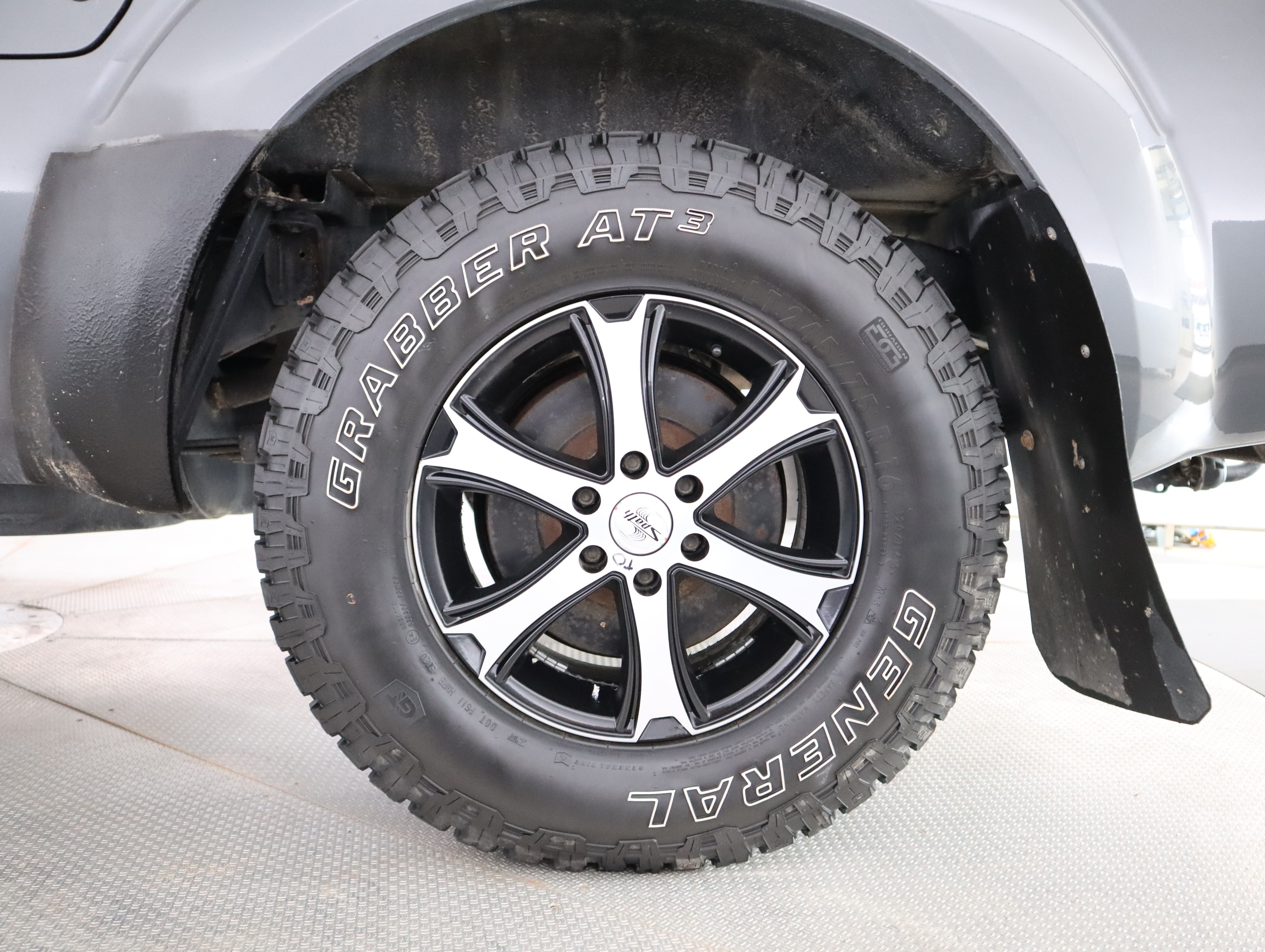 NISSAN NAVARA 2014