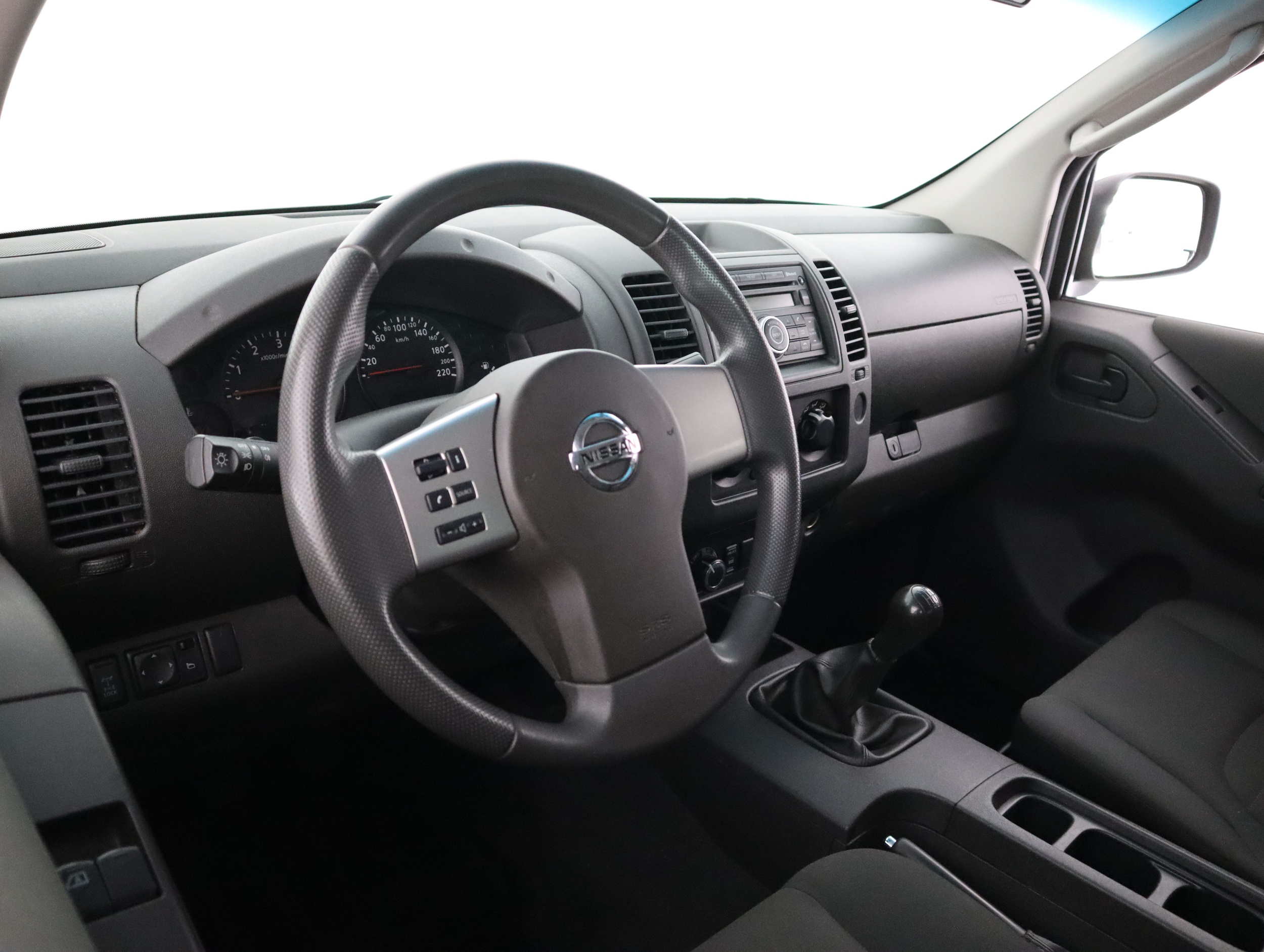 NISSAN NAVARA 2014