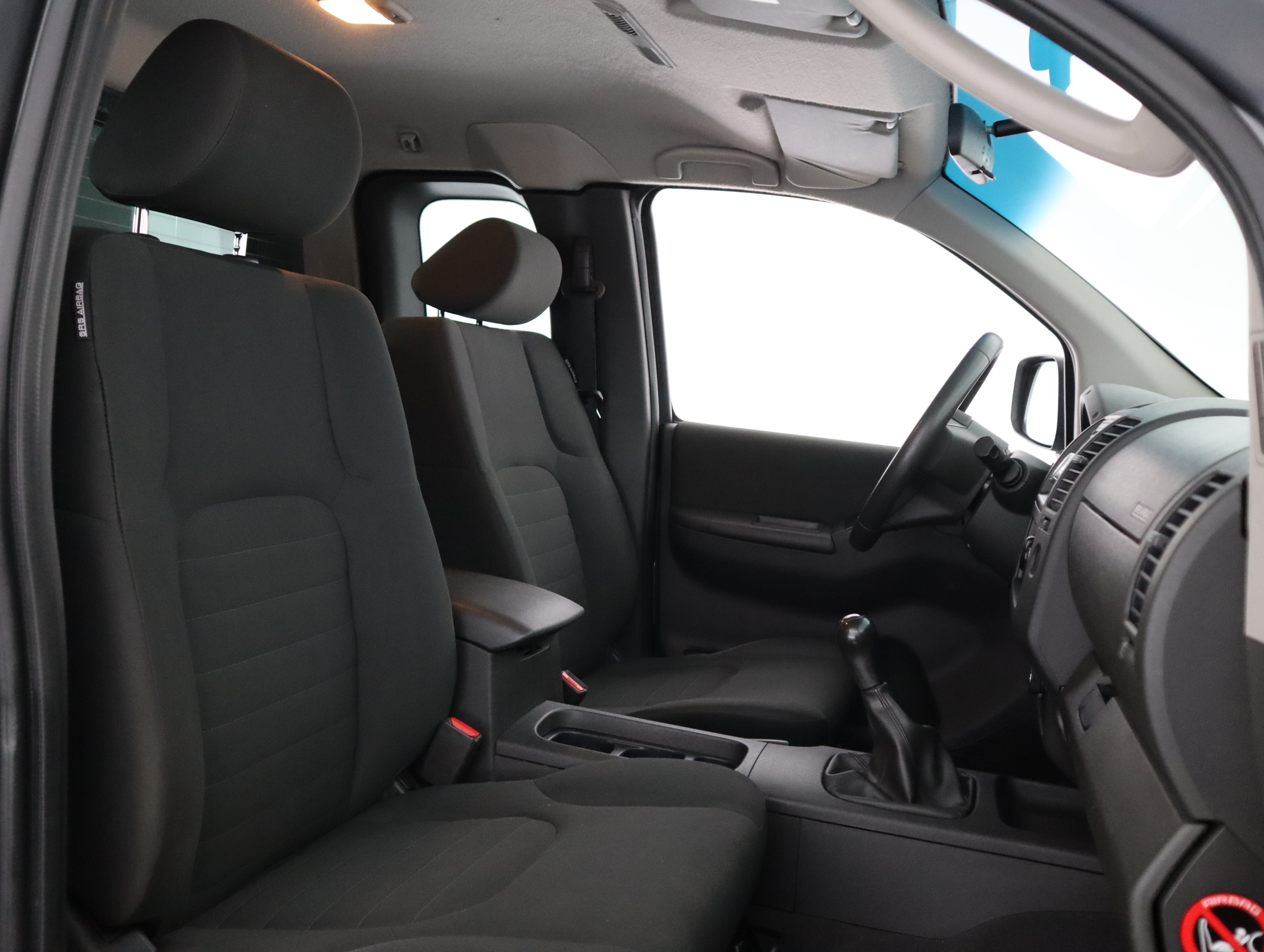 NISSAN NAVARA 2014