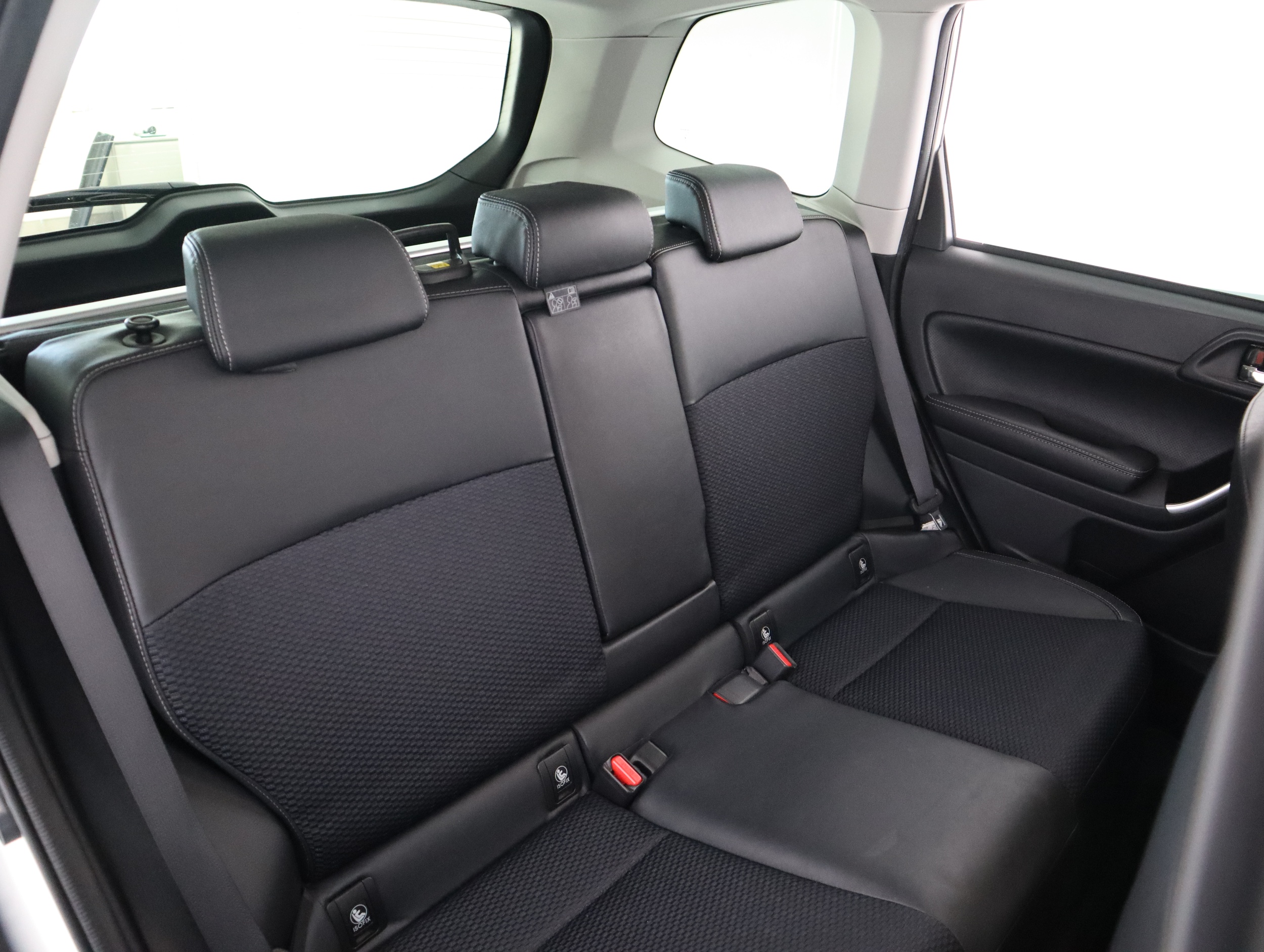 SUBARU FORESTER 2019