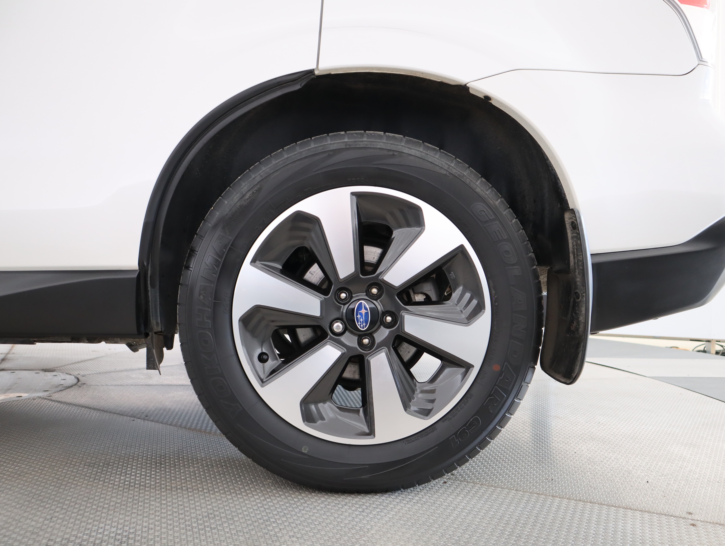 SUBARU FORESTER 2019