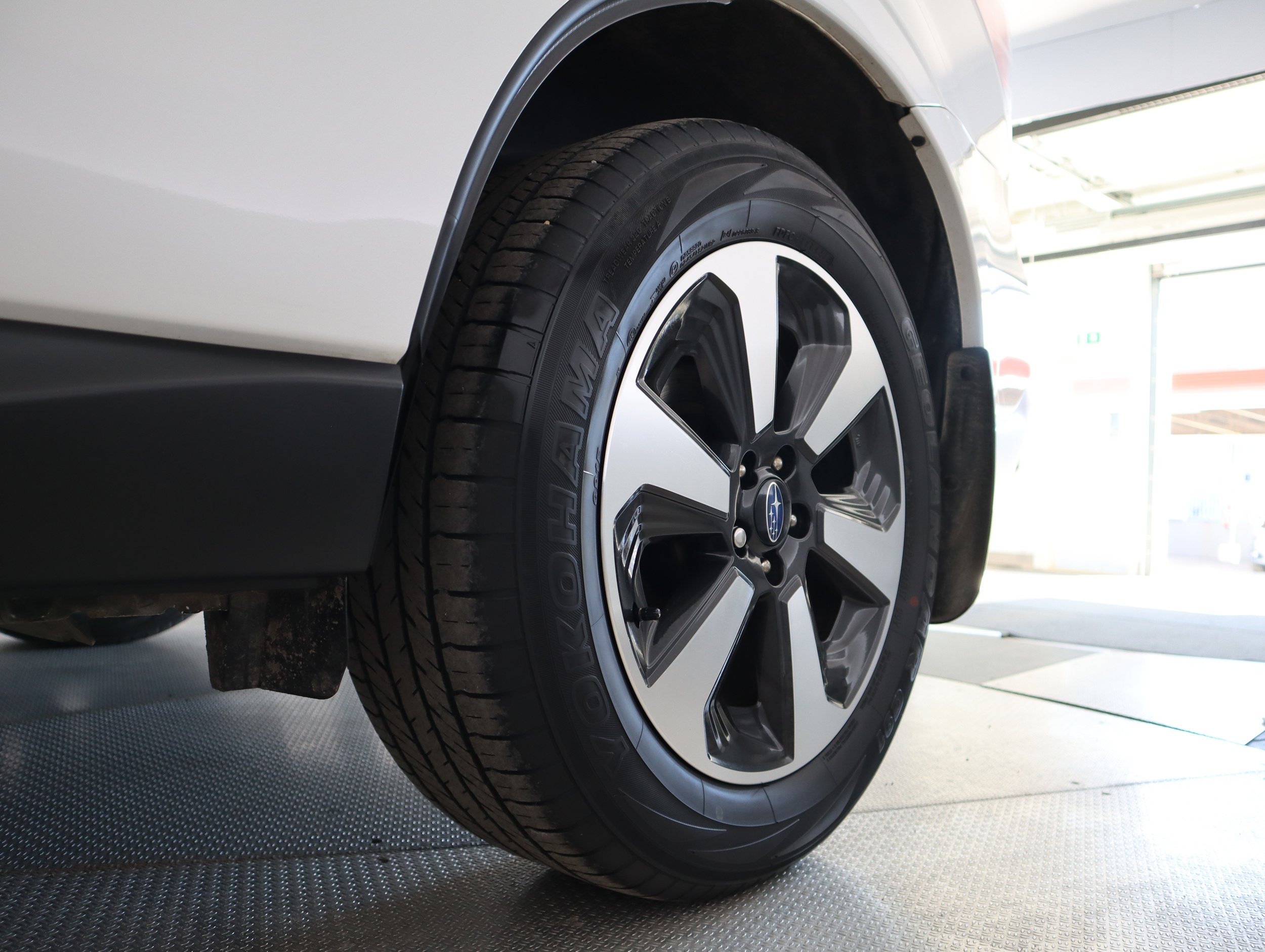 SUBARU FORESTER 2019