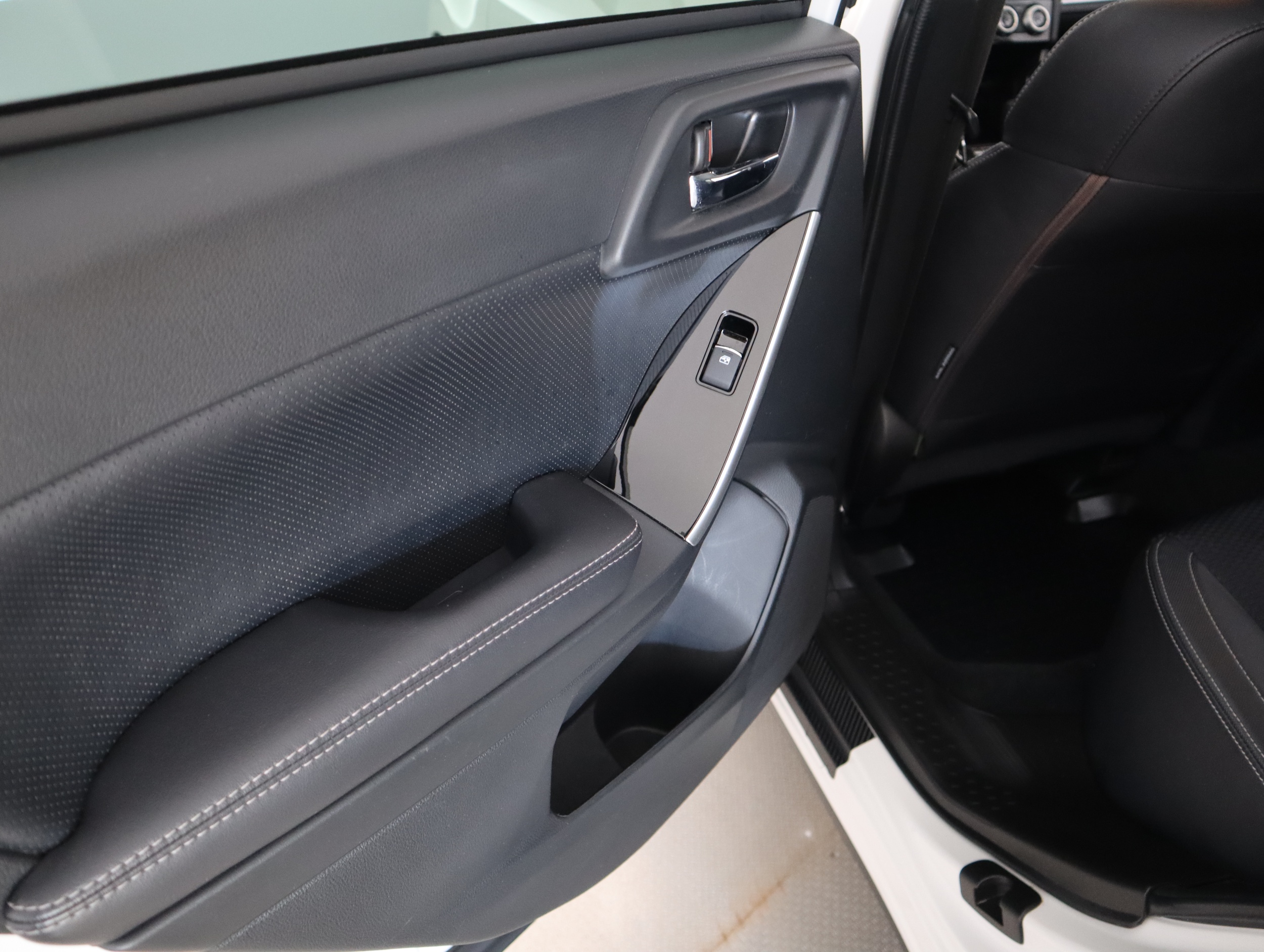 SUBARU FORESTER 2019