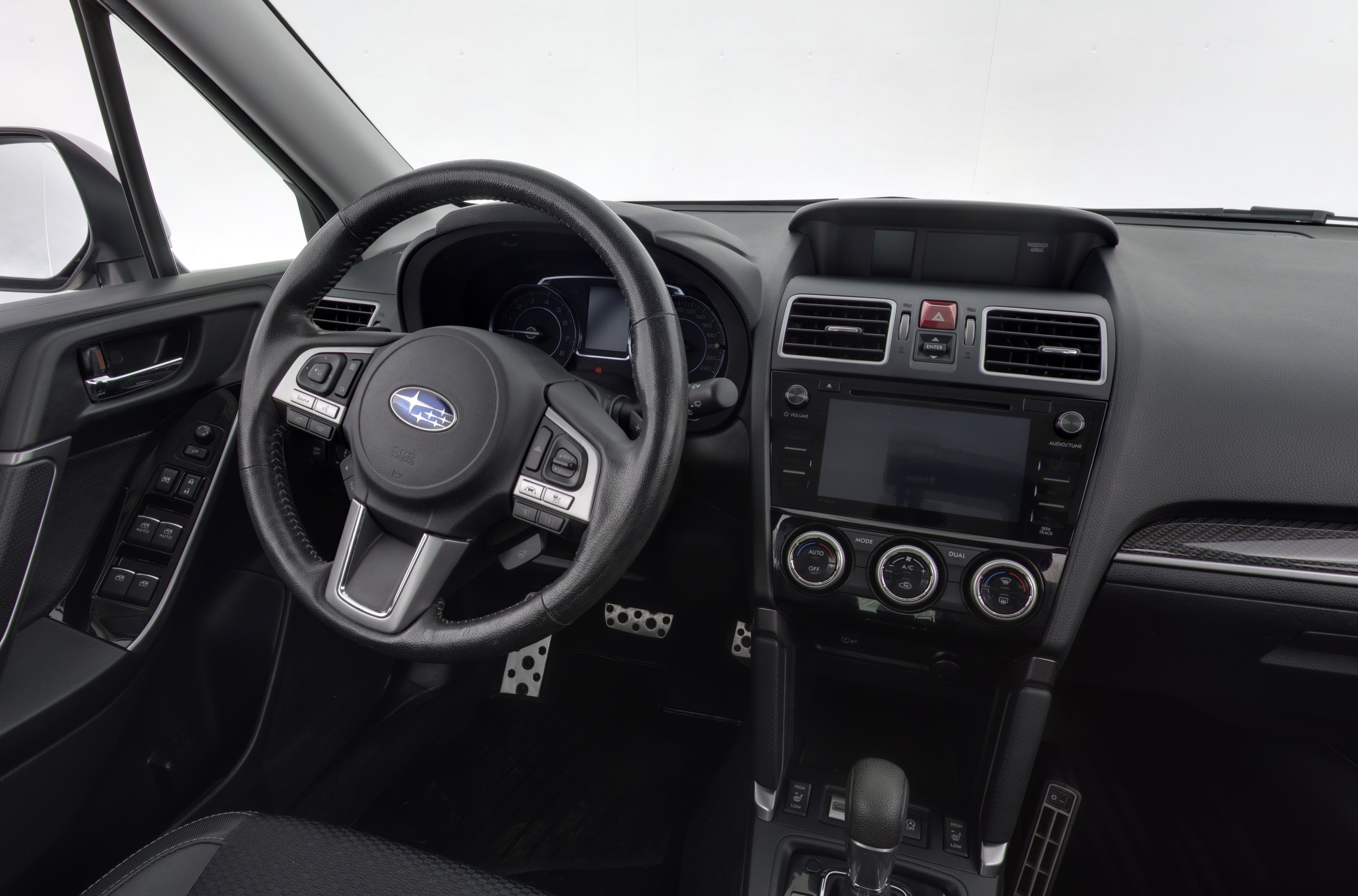 SUBARU FORESTER 2019