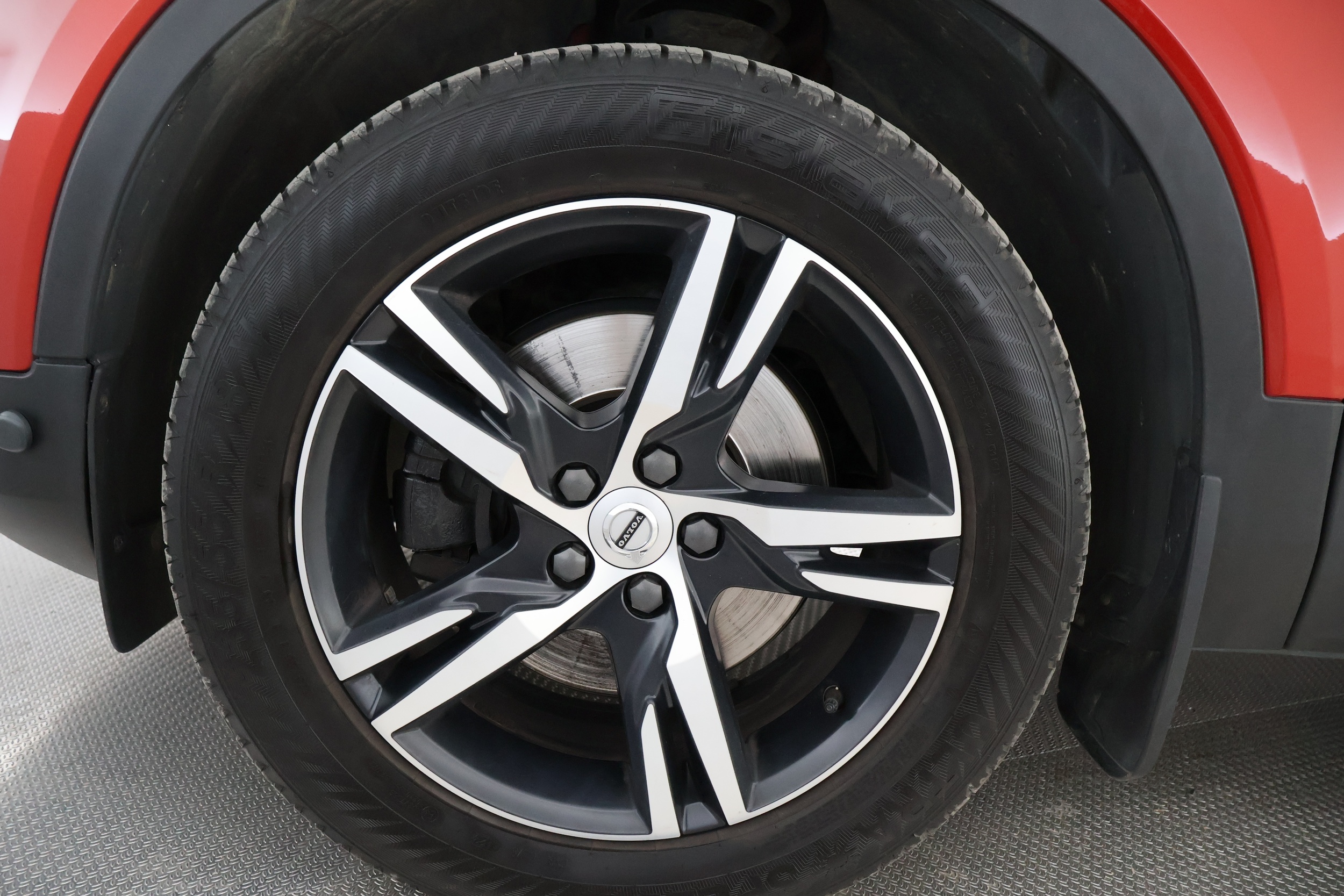 VOLVO XC40 34