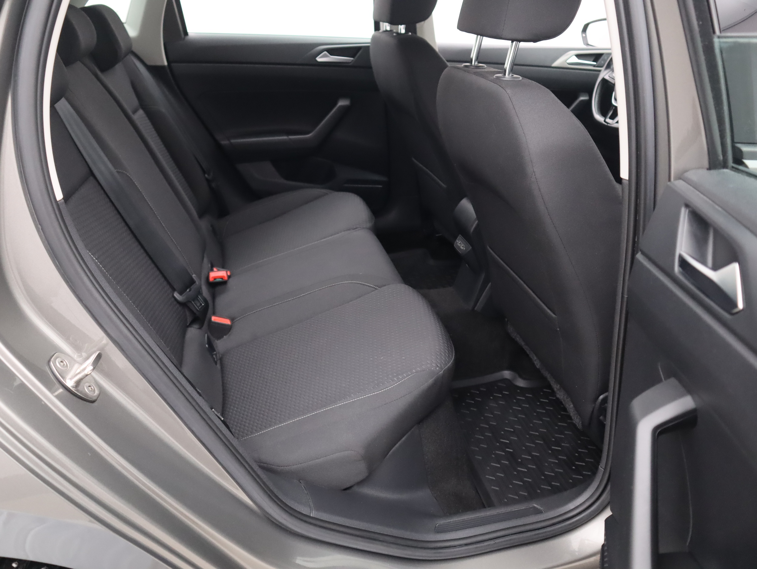 VOLKSWAGEN POLO 2021