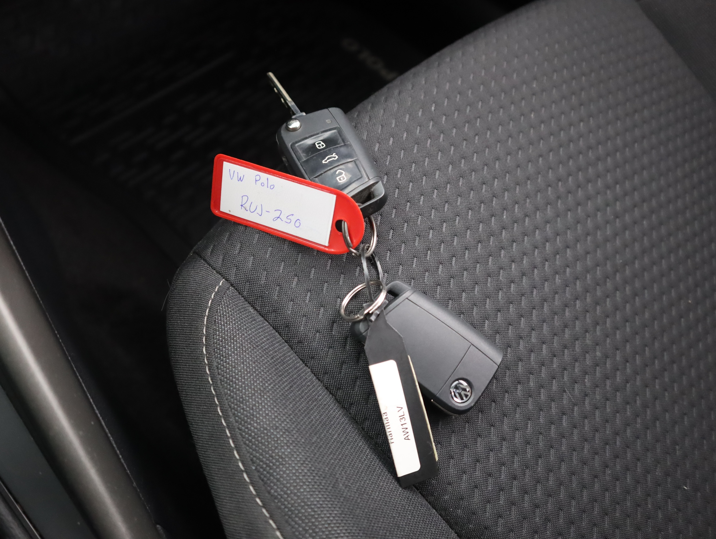 VOLKSWAGEN POLO 2021