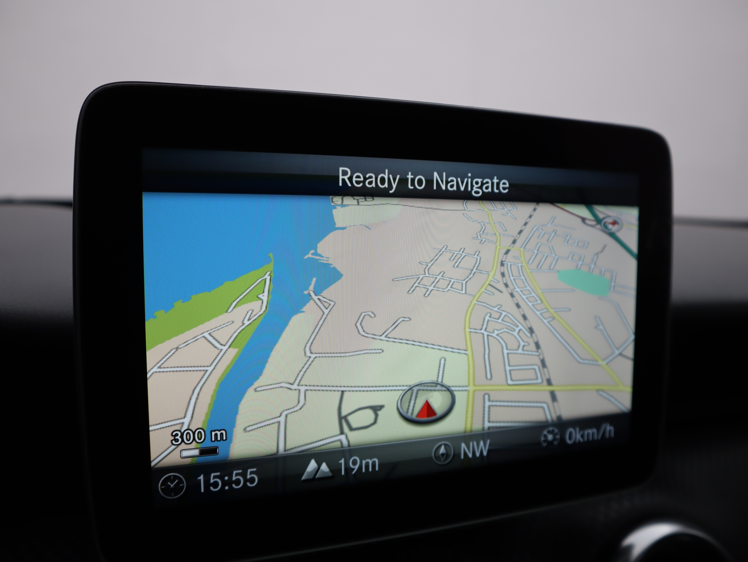 MERCEDES-BENZ A 2018