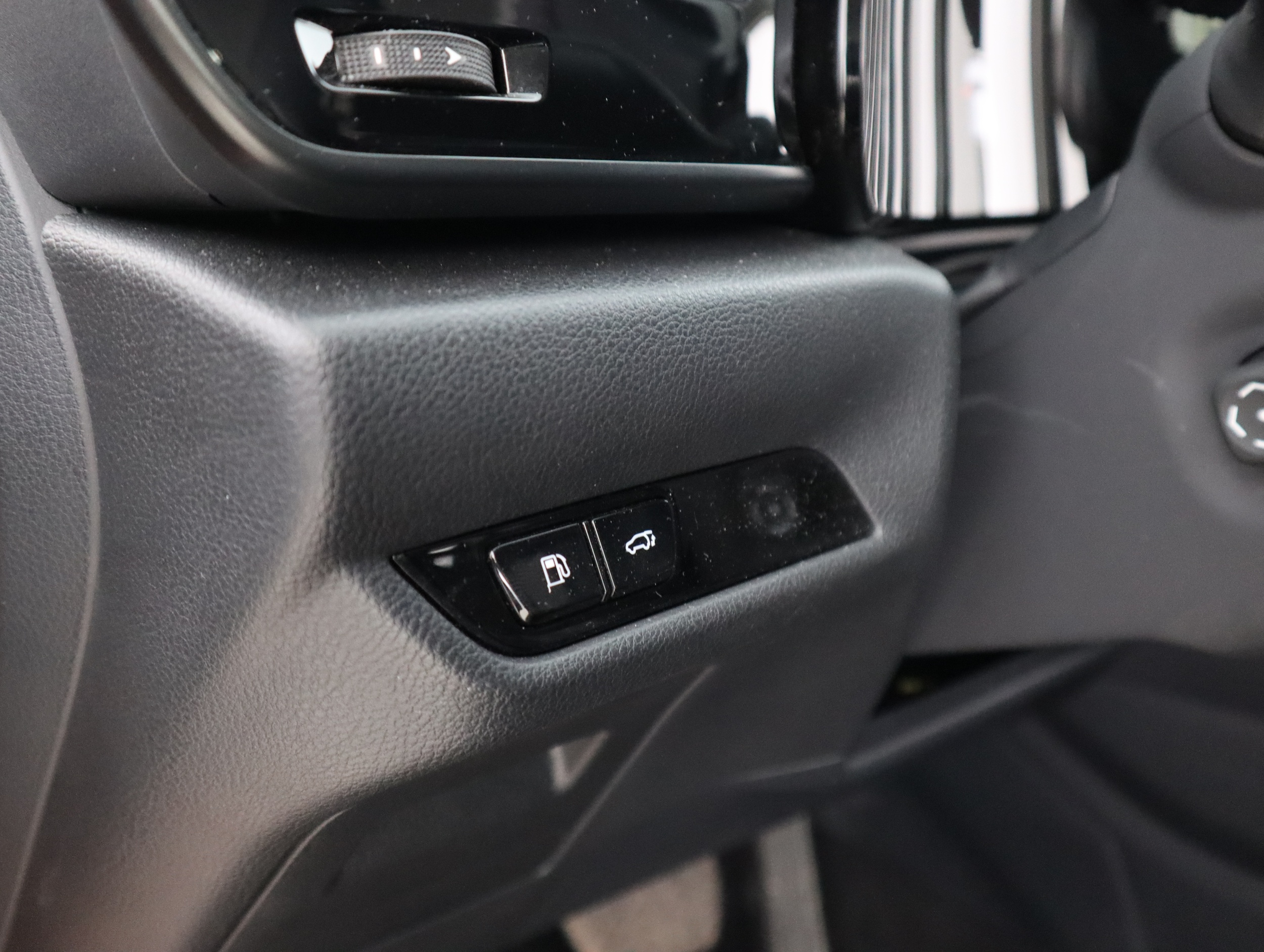 Lexus NX 2024