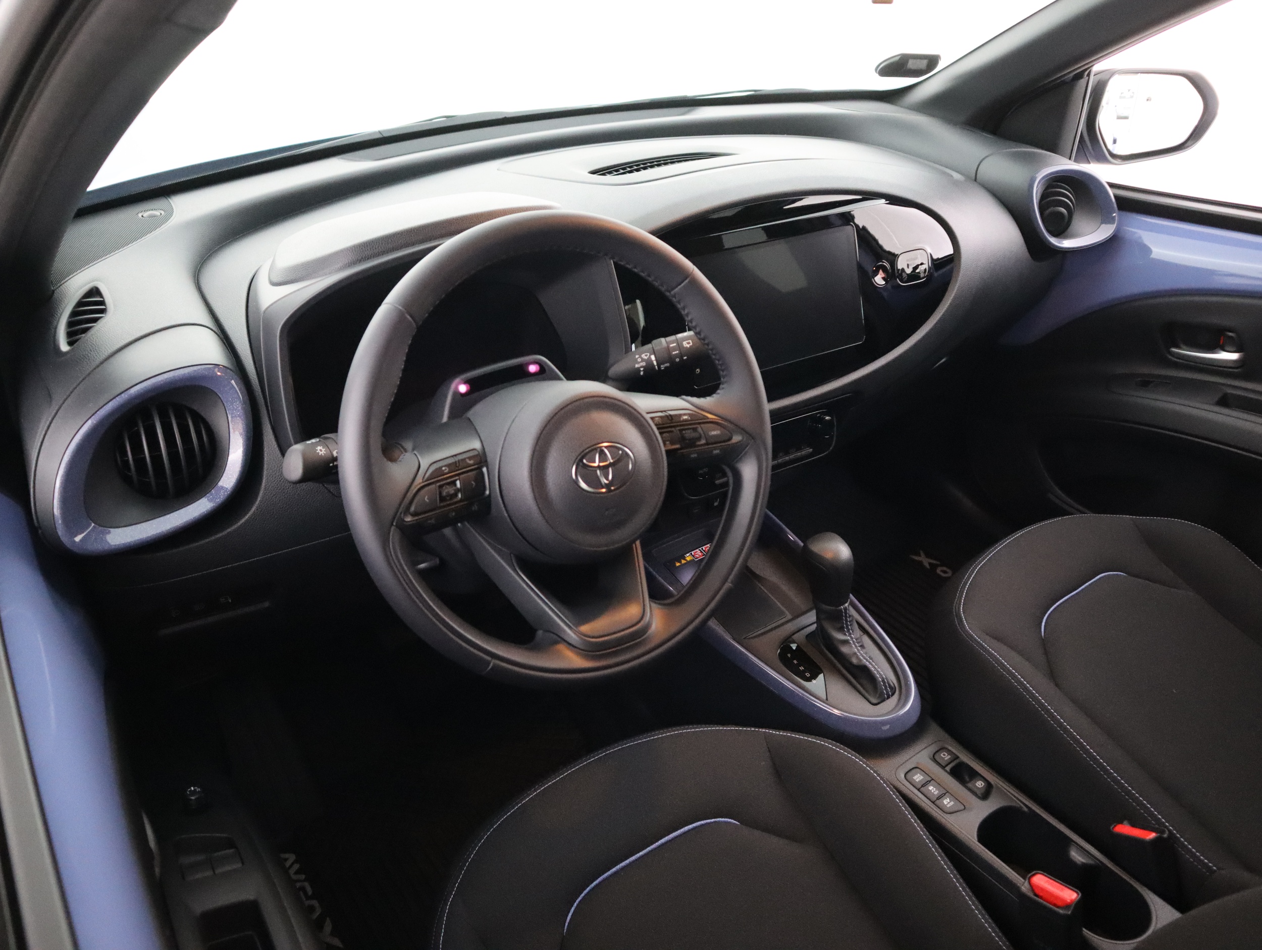 Toyota Aygo X 15