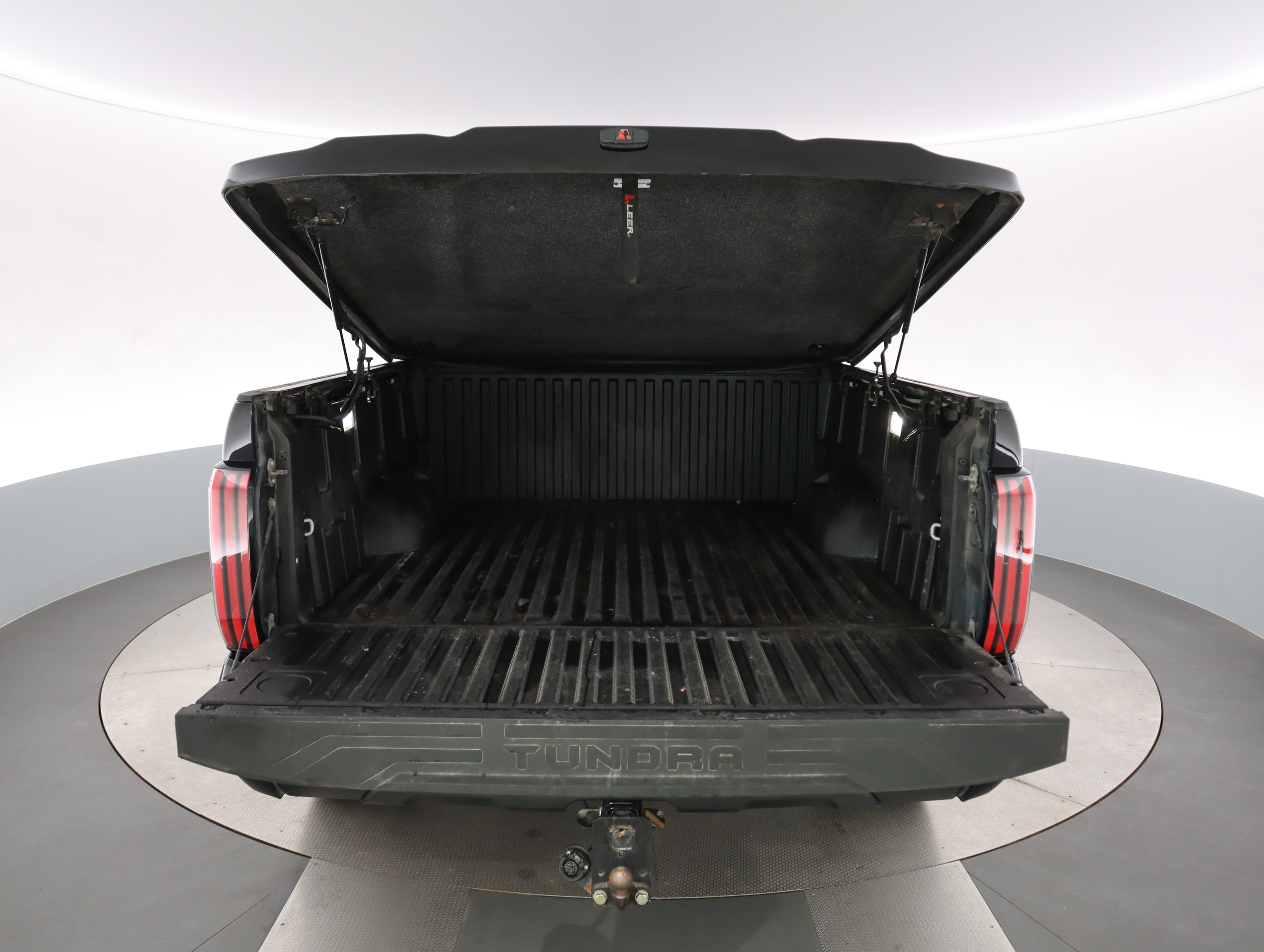 TOYOTA Tundra 2022