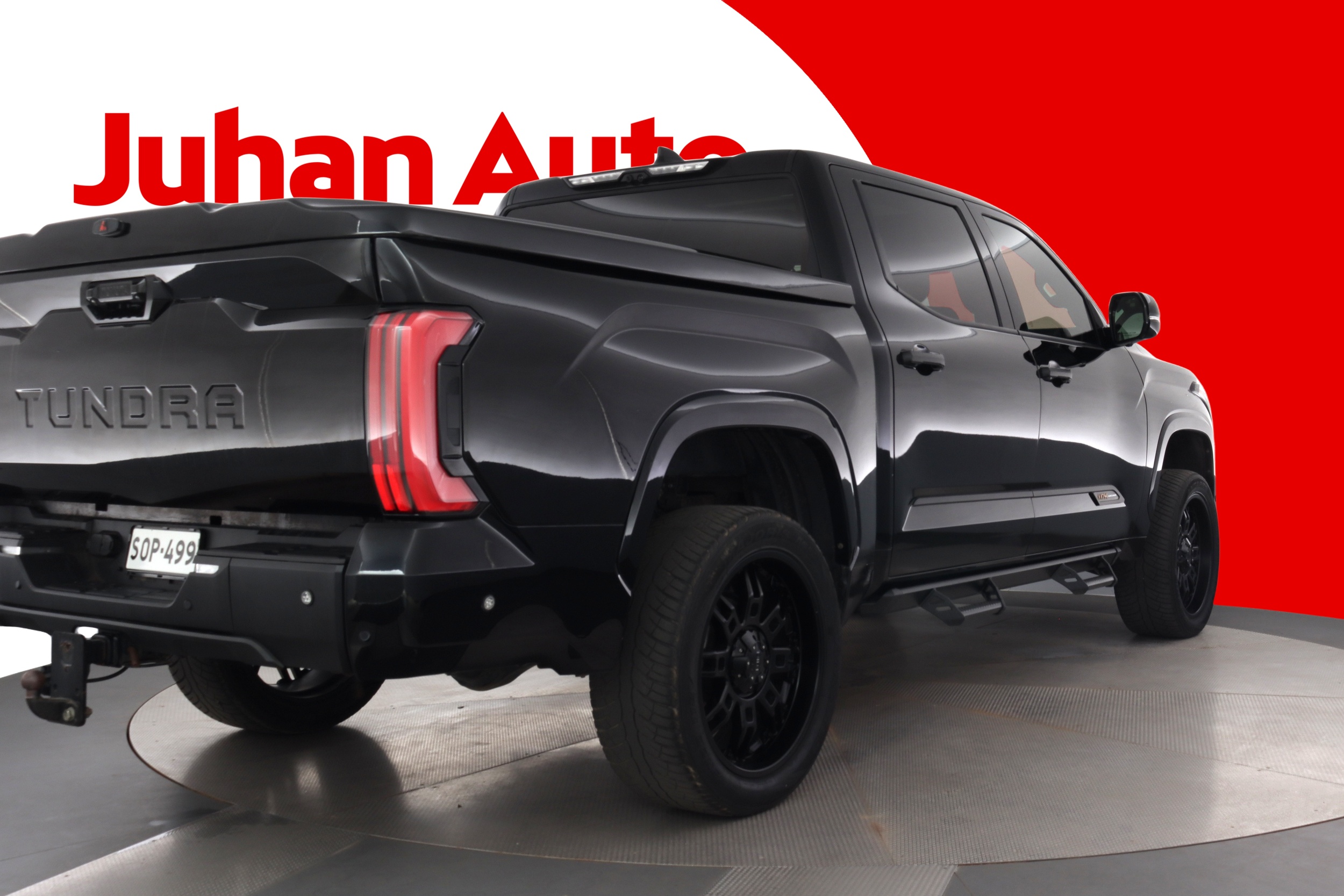 TOYOTA Tundra 2022