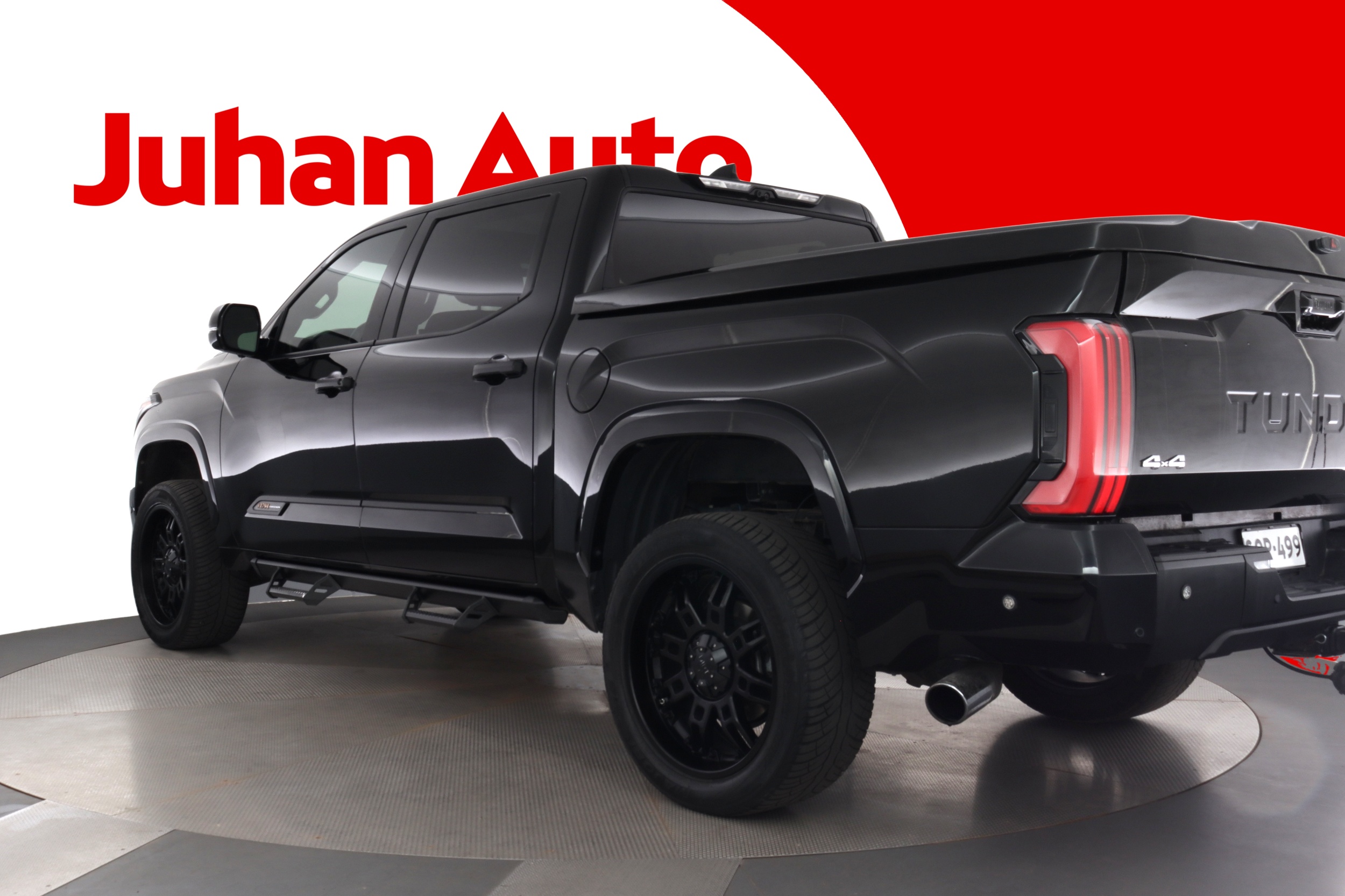 TOYOTA Tundra 2022