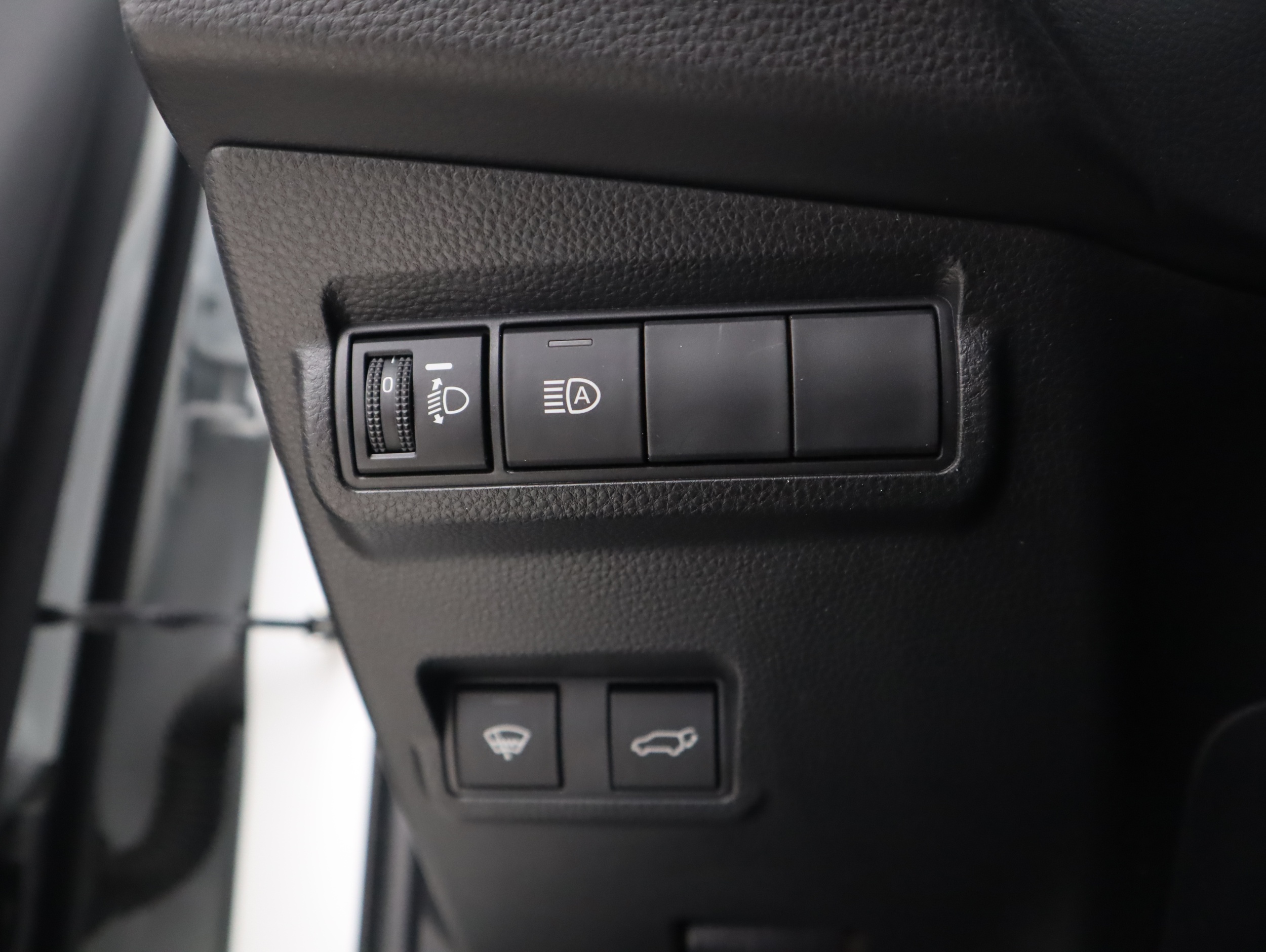 TOYOTA Corolla Cross 2023